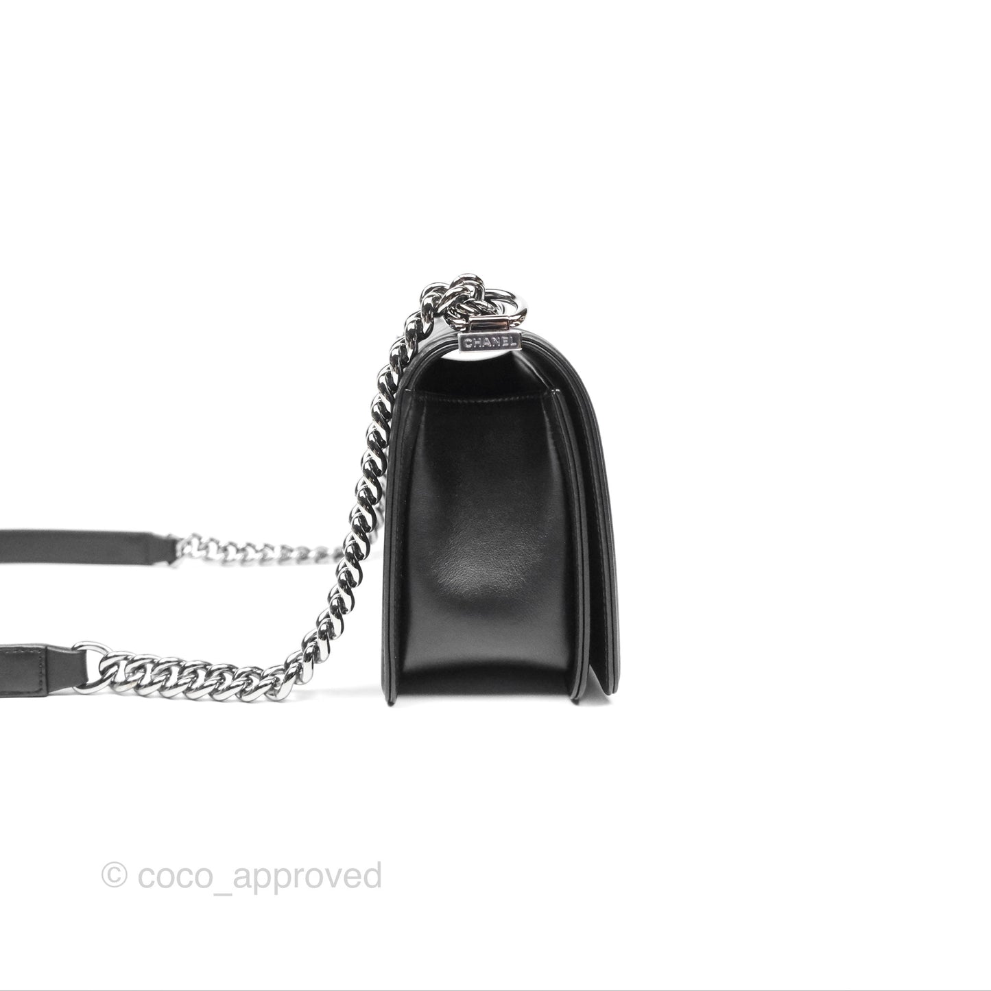 Chanel Medium Boy Quilted Black Calfskin Dark Silver Hardware