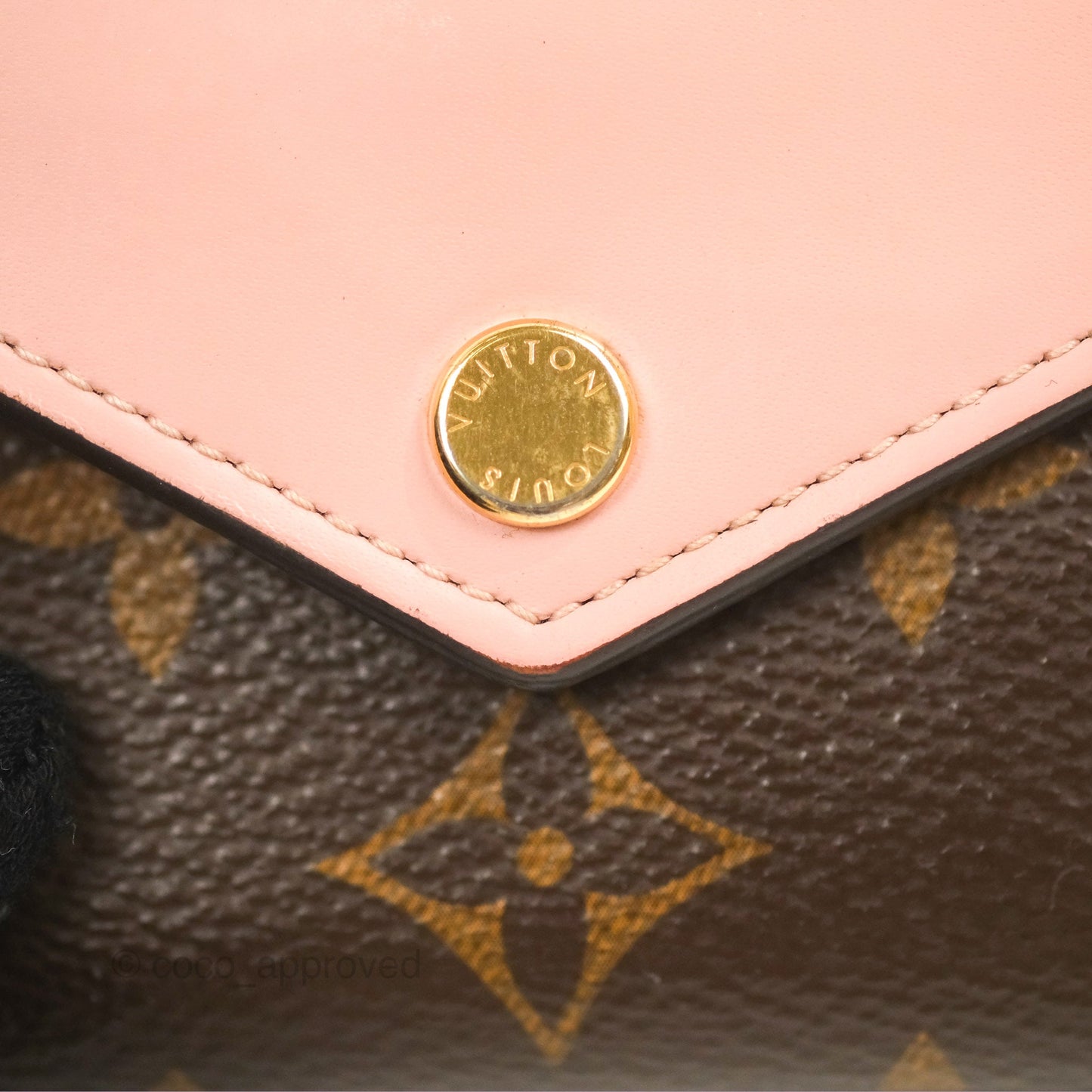 Louis Vuitton Zoé Wallet Rose Monogram Canvas