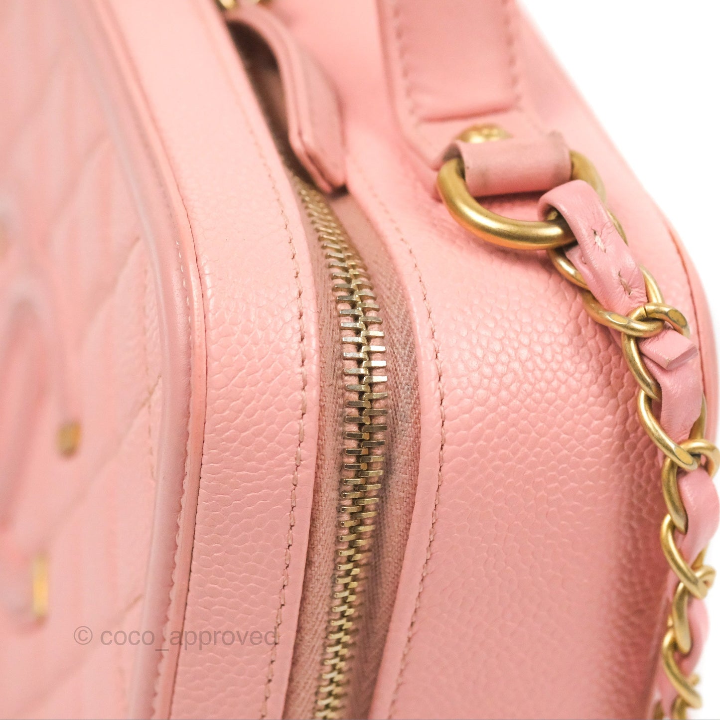 Chanel Quilted Medium CC Filigree Vanity Case Pink Caviar Gold Hardware