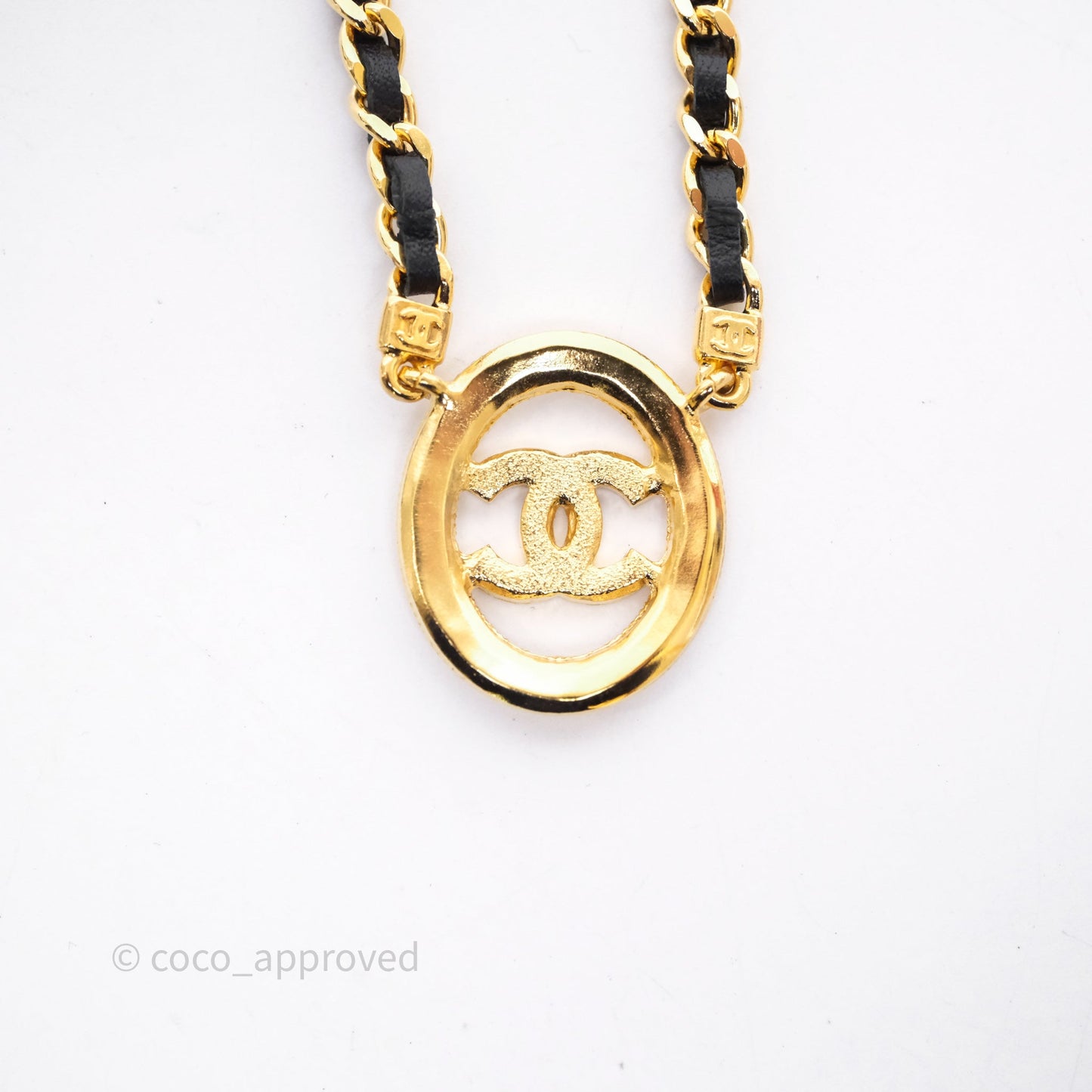 Chanel Oval Crystal CC Leather Chain Necklace Gold Tone 24A