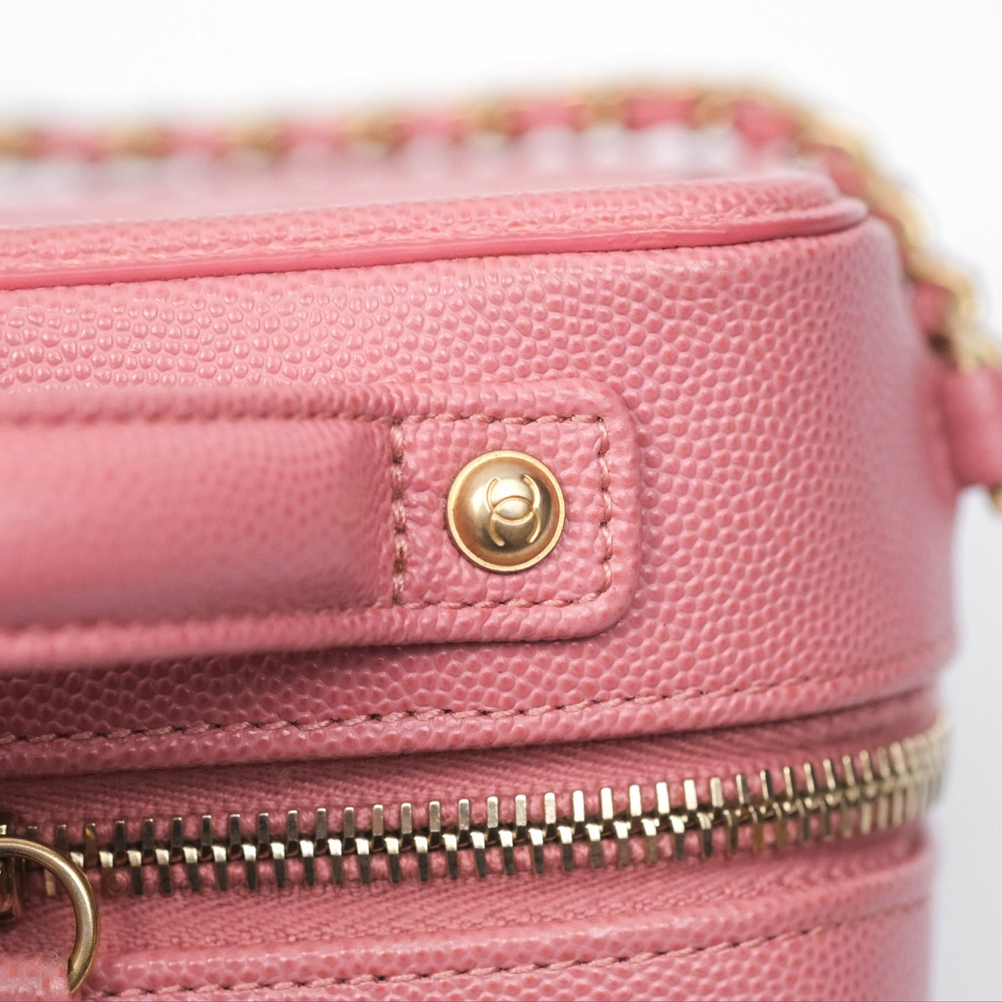 Chanel Quilted Small CC Filigree Vanity Case Pink Caviar Gold Hardware