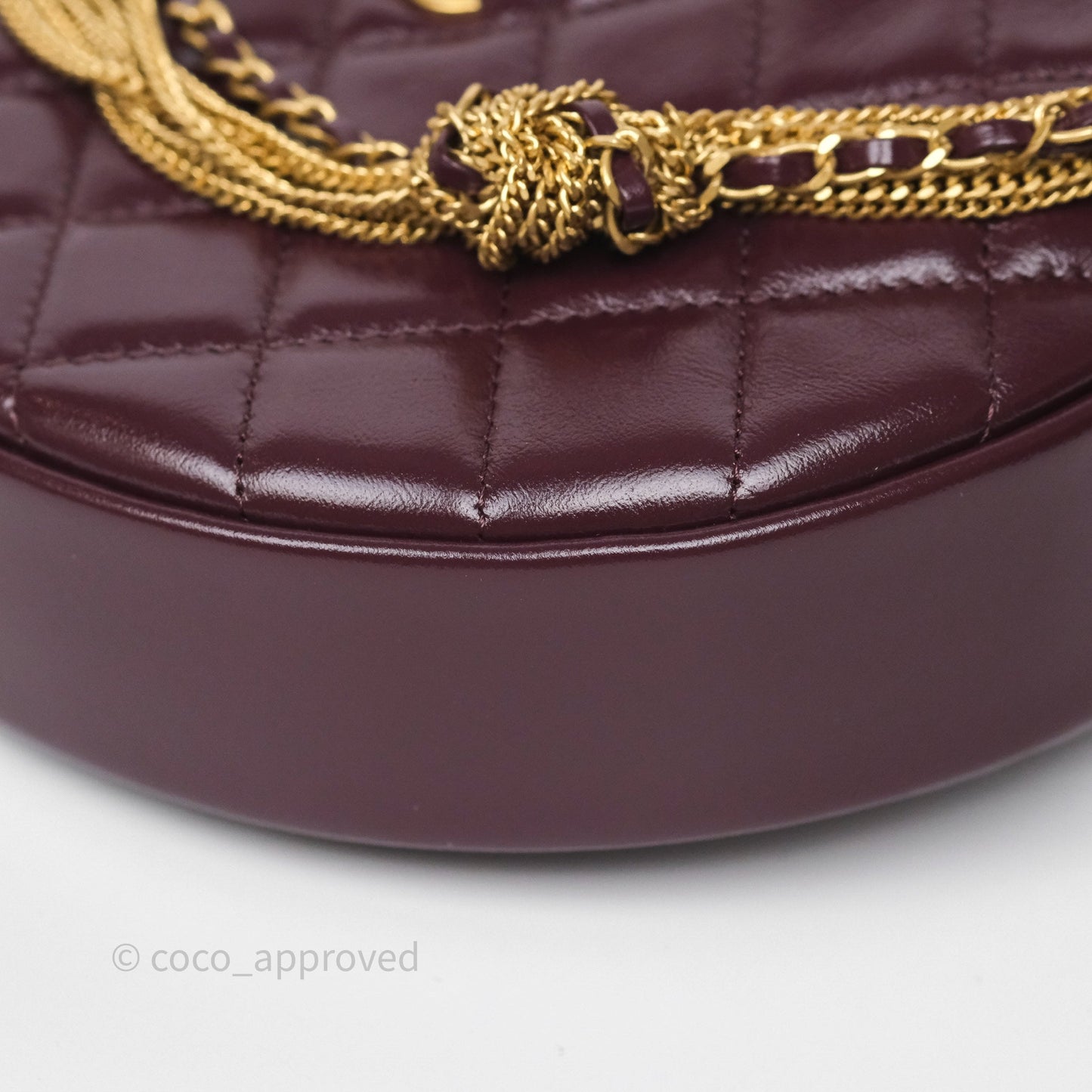 Chanel Mini Hobo Pouch Dark Burgundy Shiny Crumpled Calfskin Aged Gold Hardware