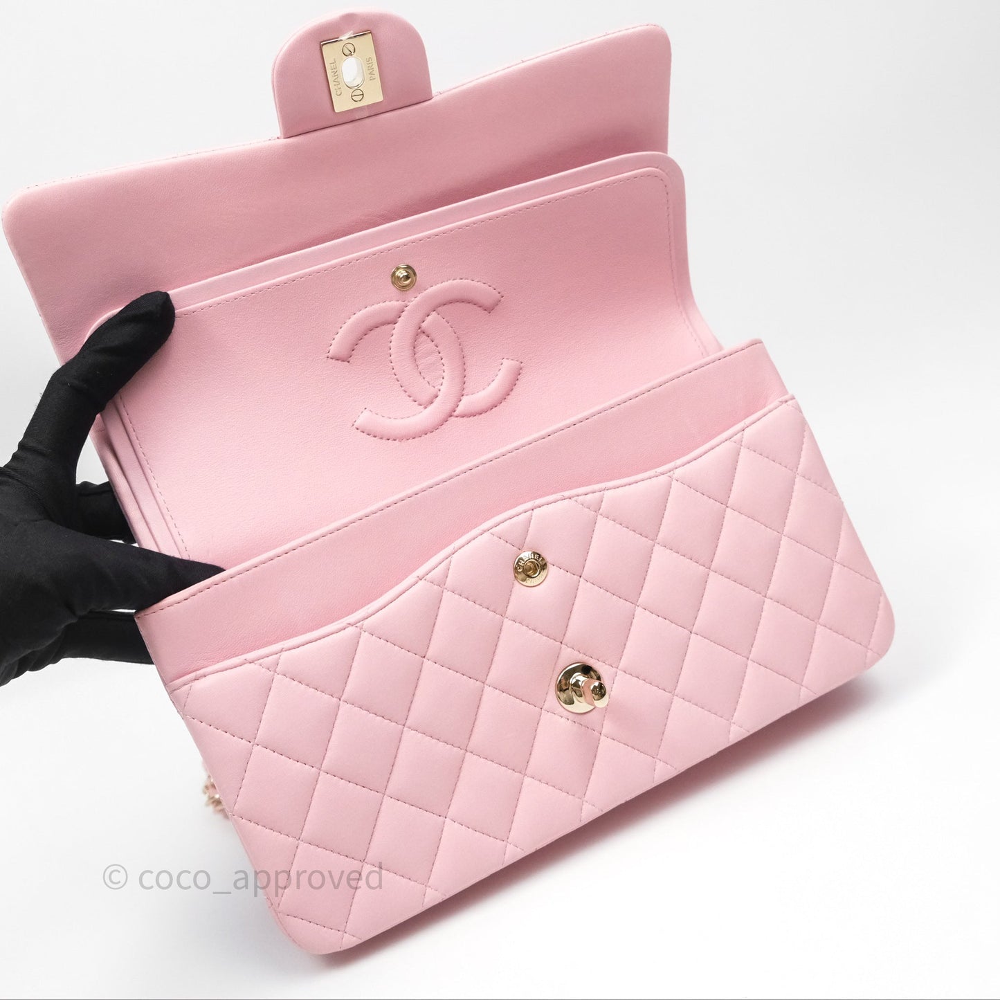 Chanel Classic M/L Medium Flap Quilted Pink Lambskin Gold Hardware