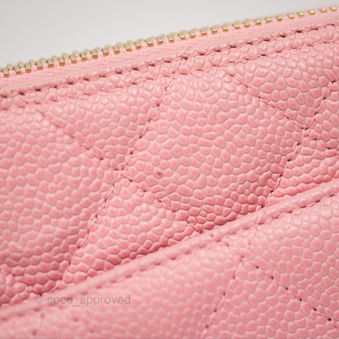 Chanel Vintage CC Quilted Shoulder Bag Pink Caviar Gold Hardware