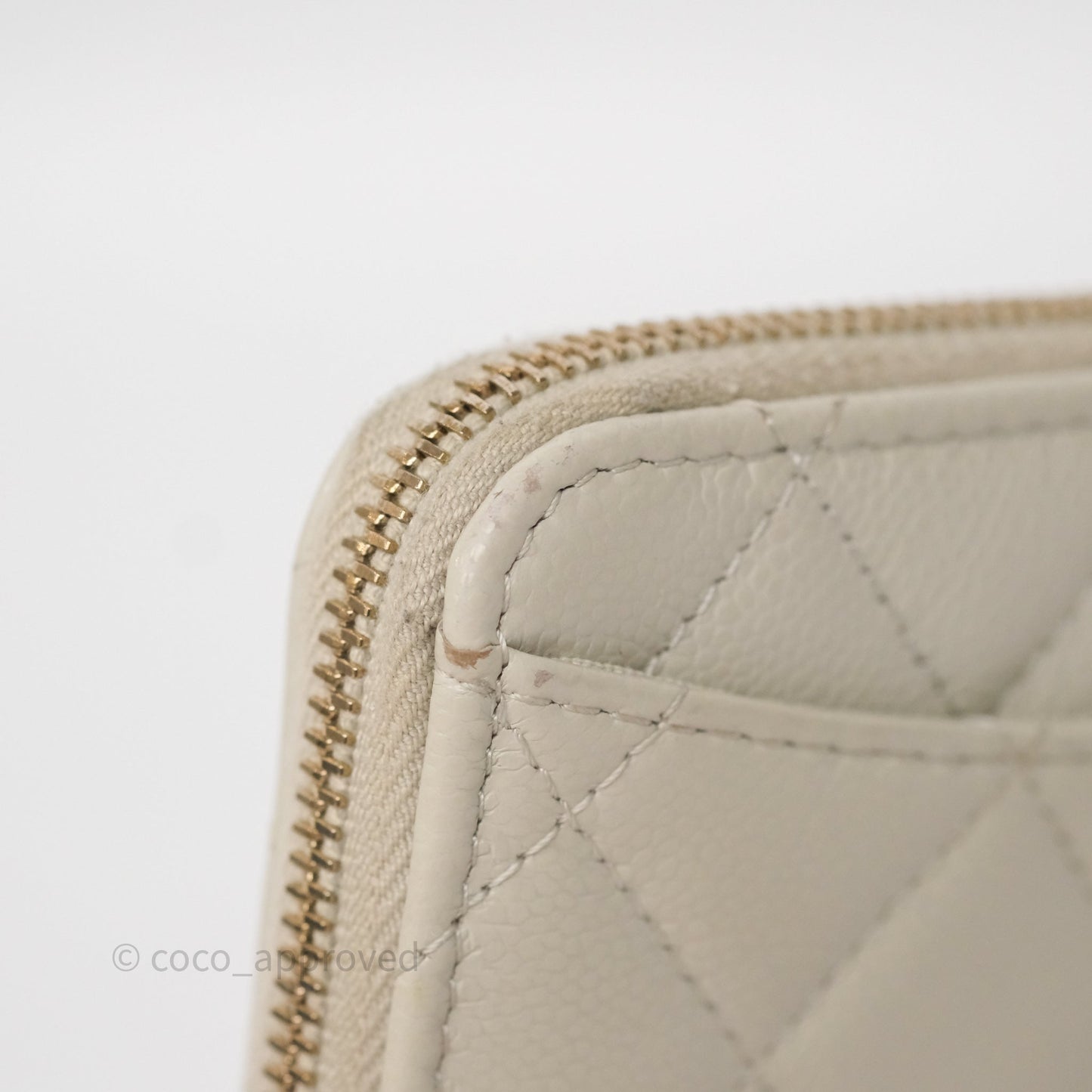 Chanel Zipper Card Holder Wallet Light Grey Caviar Gold Hardware