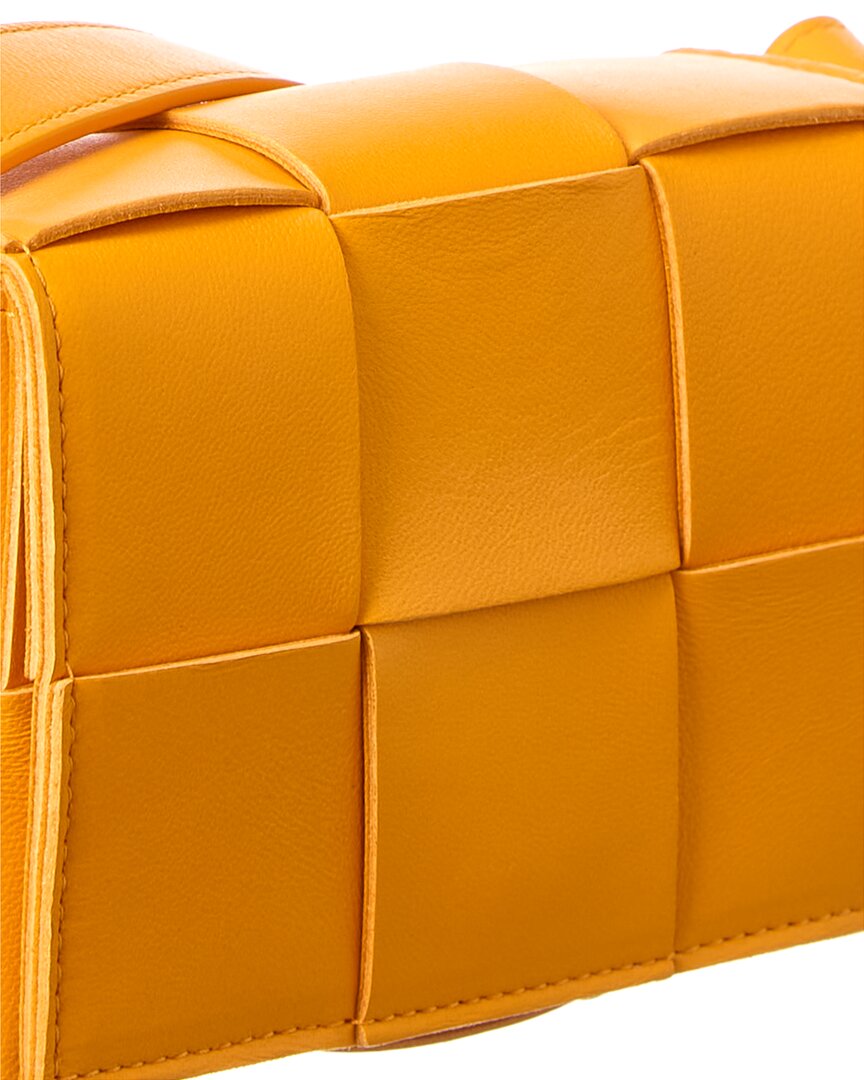 Luxury Bottega Veneta Cassette Leather Crossbody