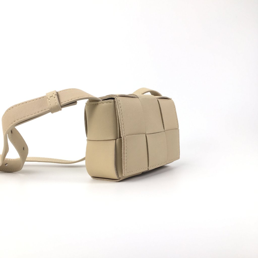 Luxury Bottega Veneta Candy Cassette