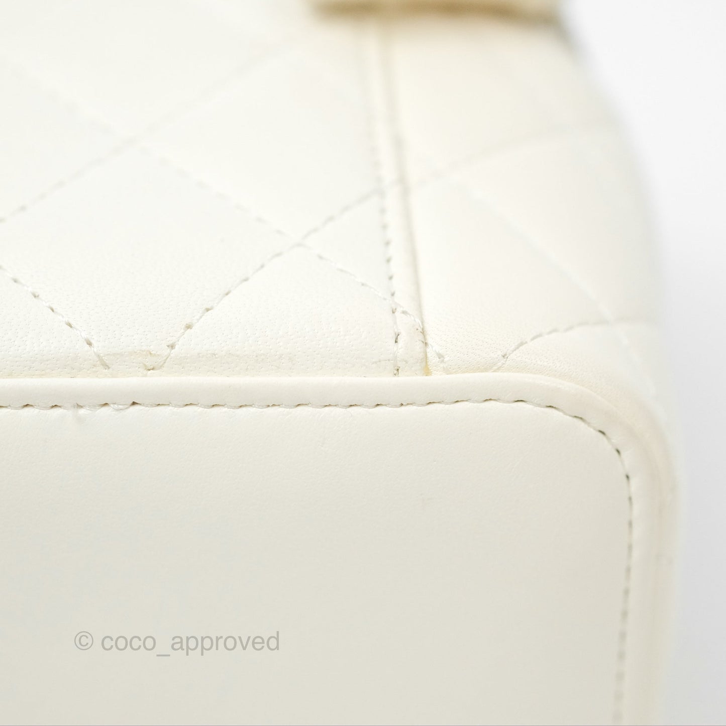 Chanel Mini Pearl Crush Vanity With Chain White Lambskin Gold Hardware