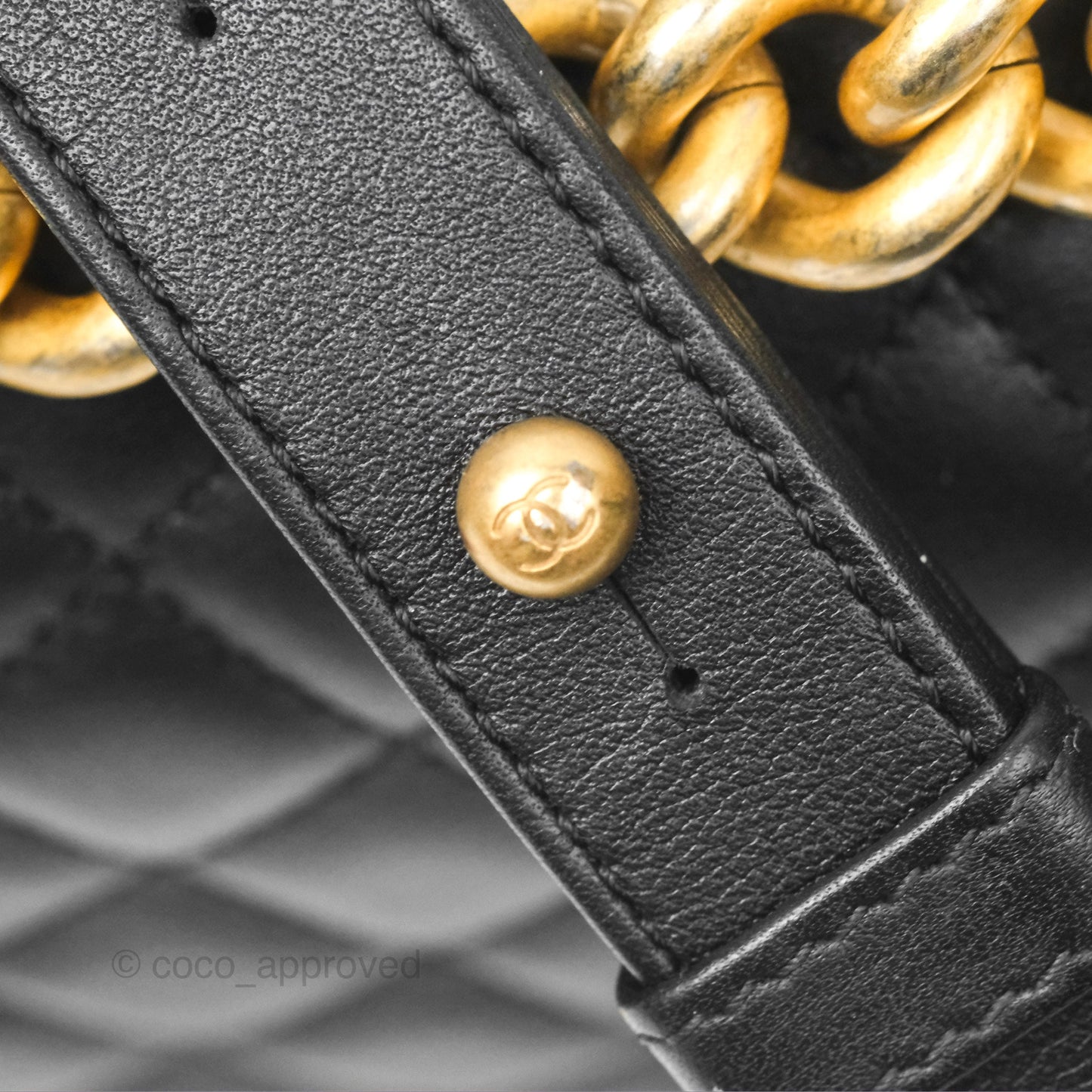 Chanel Quilted Medium Boy Black Calfskin Aged Gold Hardware
