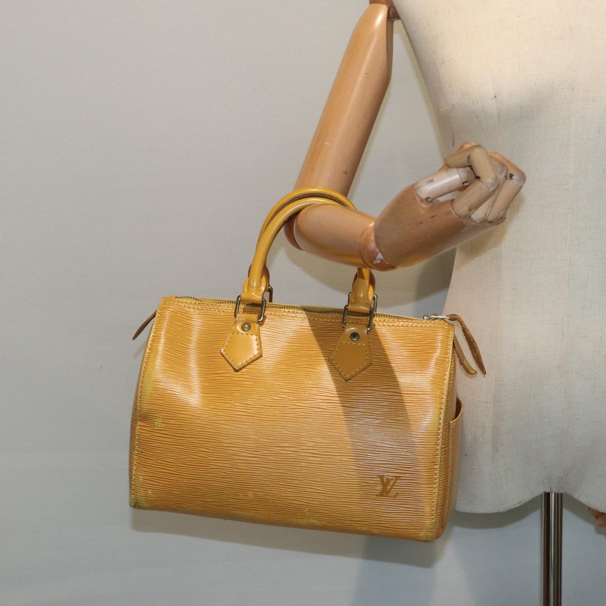 LOUIS VUITTON Epi Speedy 25 Hand Bag Tassili Yellow M43019 LV 86057