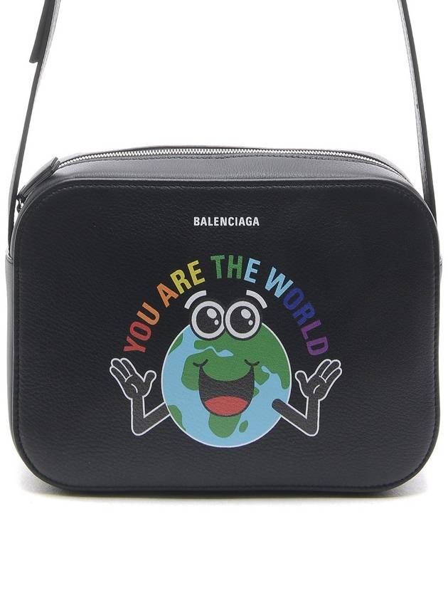 Luxury Balenciaga Everyday Camera Cross Bag Black