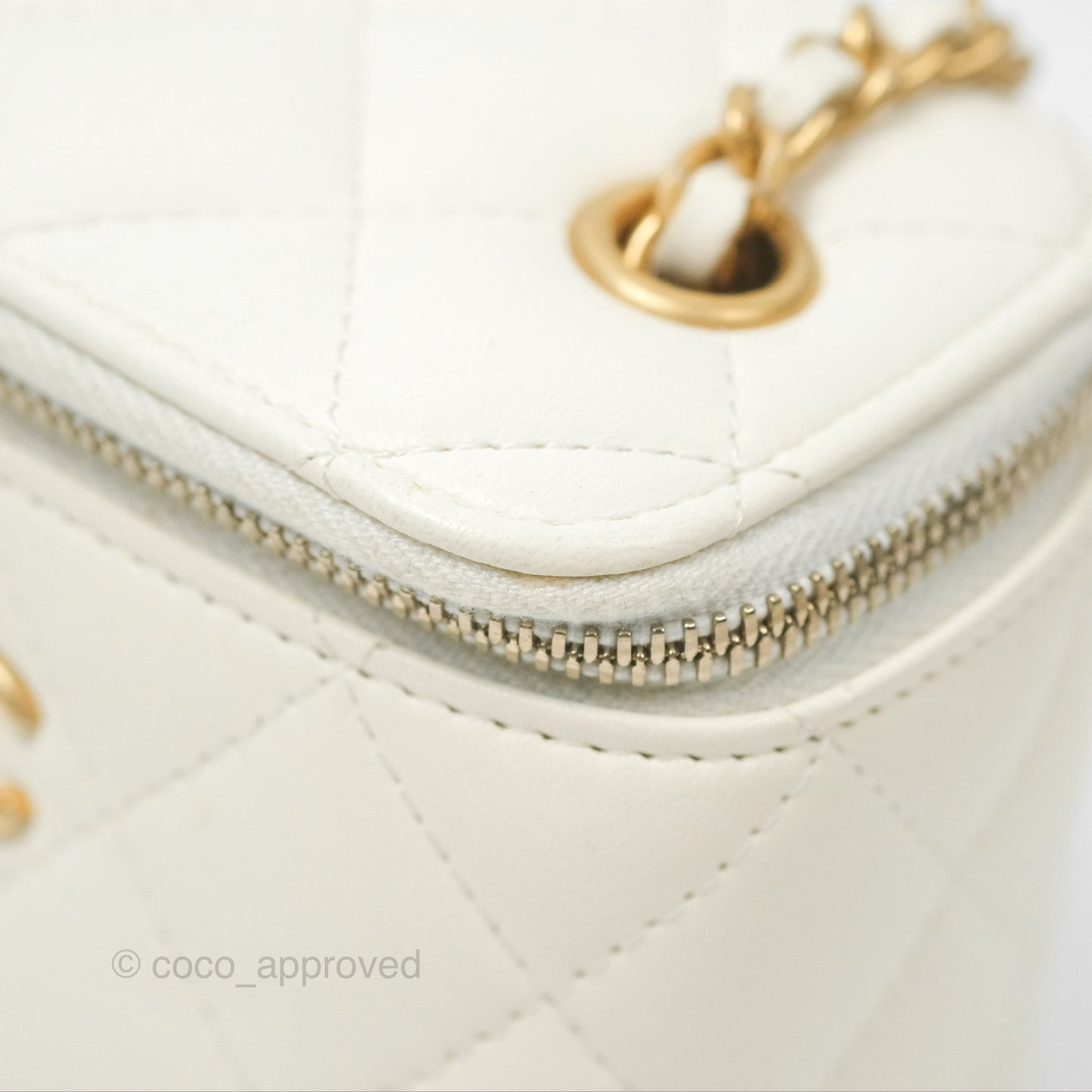 Chanel Mini Pearl Crush Vanity With Chain White Lambskin Gold Hardware