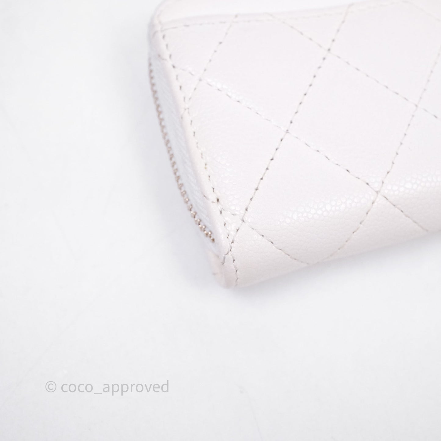 Chanel Classic Zipped Coin Purse White Caviar Gold Hardware