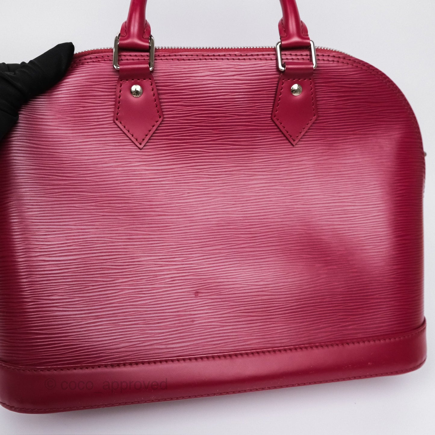 Louis Vuitton Alma PM Fuchsia Epi
