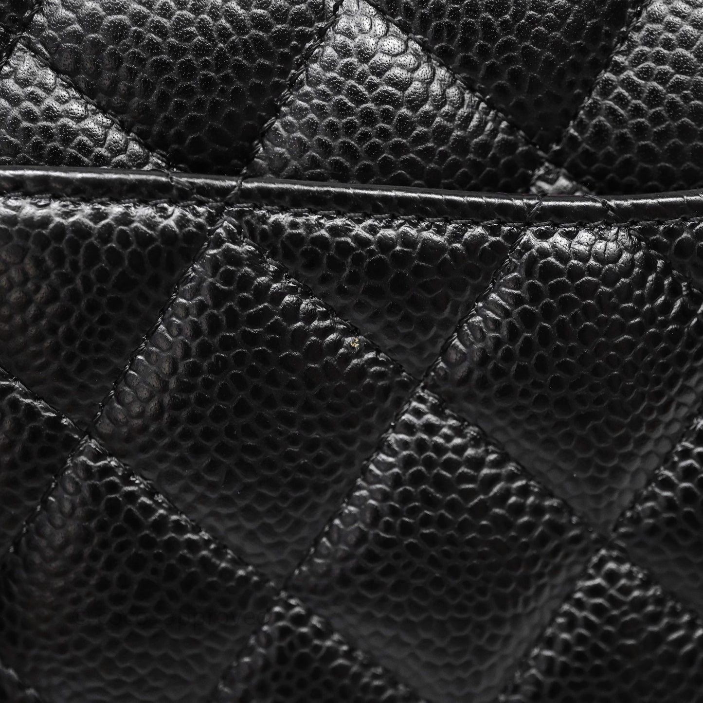 Chanel Quilted Classic M/L Medium Flap Black Caviar Gold Hardware
