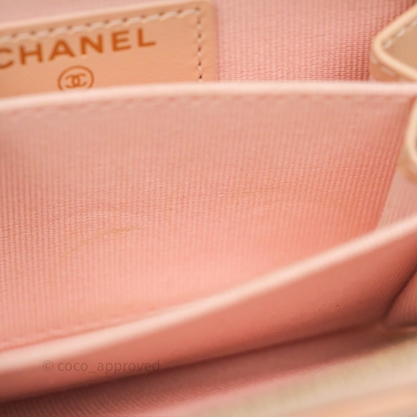 Chanel Classic Zipped Coin Purse Salmon Pink Caviar Gold Hardware
