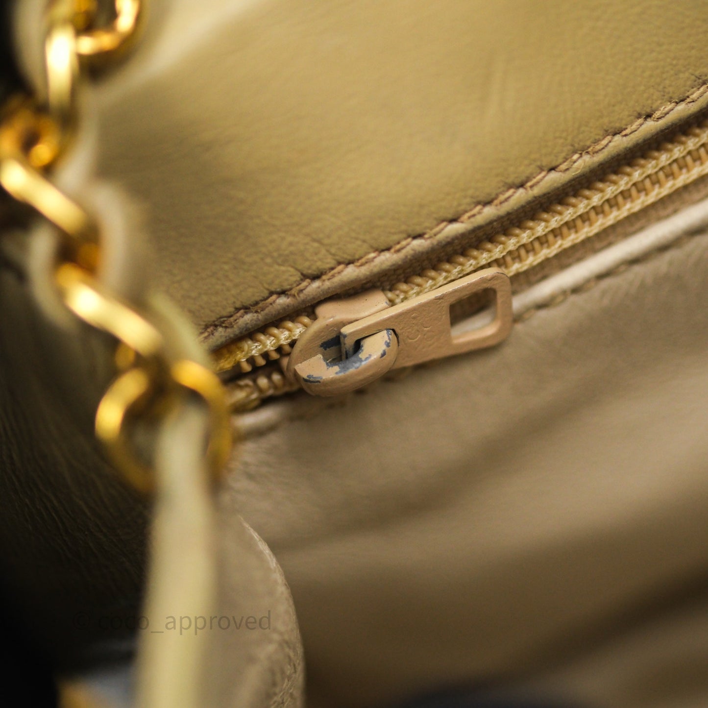 Chanel Vintage CC Flap Bag Beige Lambskin Gold Hardware