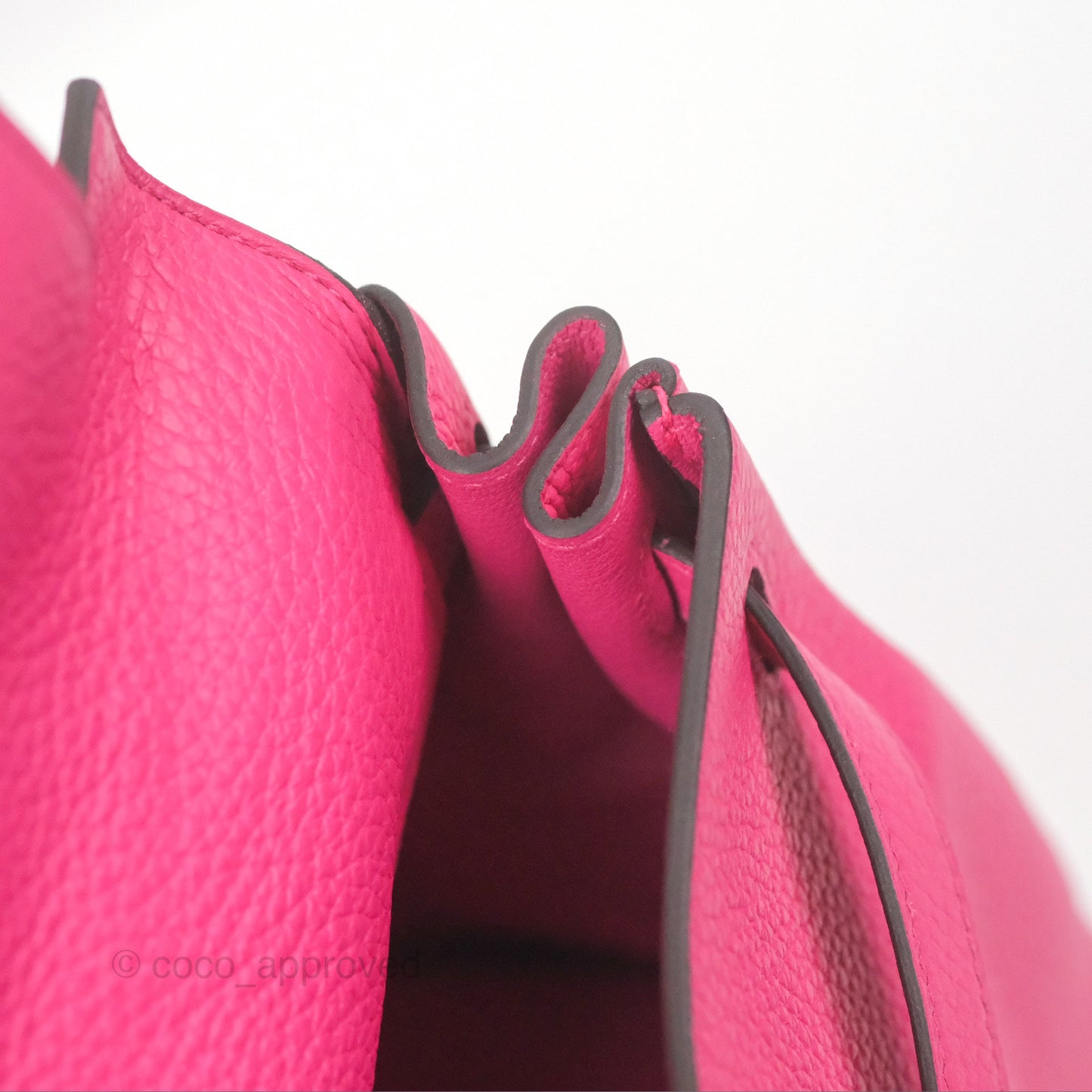 Hermès Retourne Kelly 28 Rose Shocking Clemence Palladium Hardware