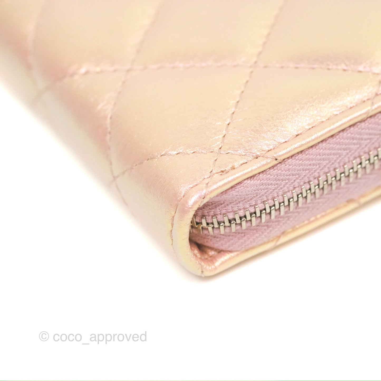 Chanel Classic Zipped Coin Purse Iridescent Pink Calfskin Silver Hardware