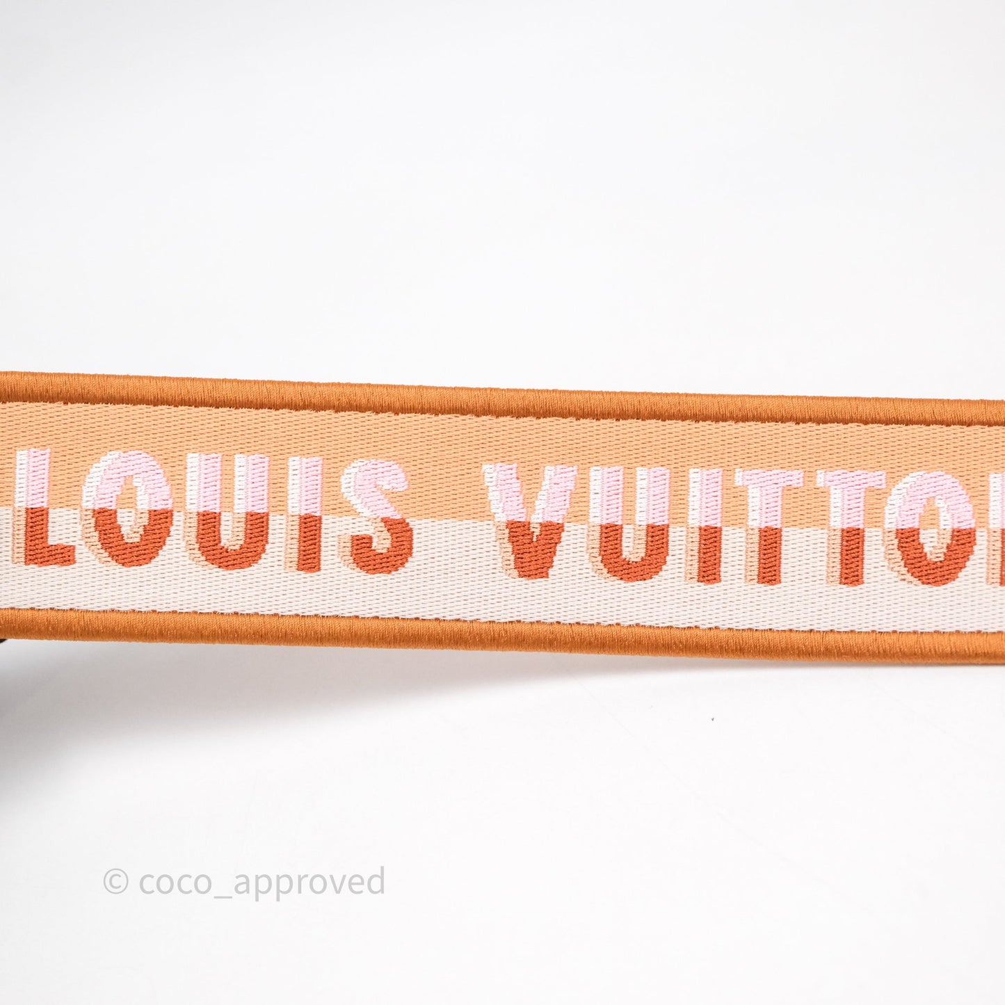 Louis Vuitton Twist Bag MM Gold Honey Epi