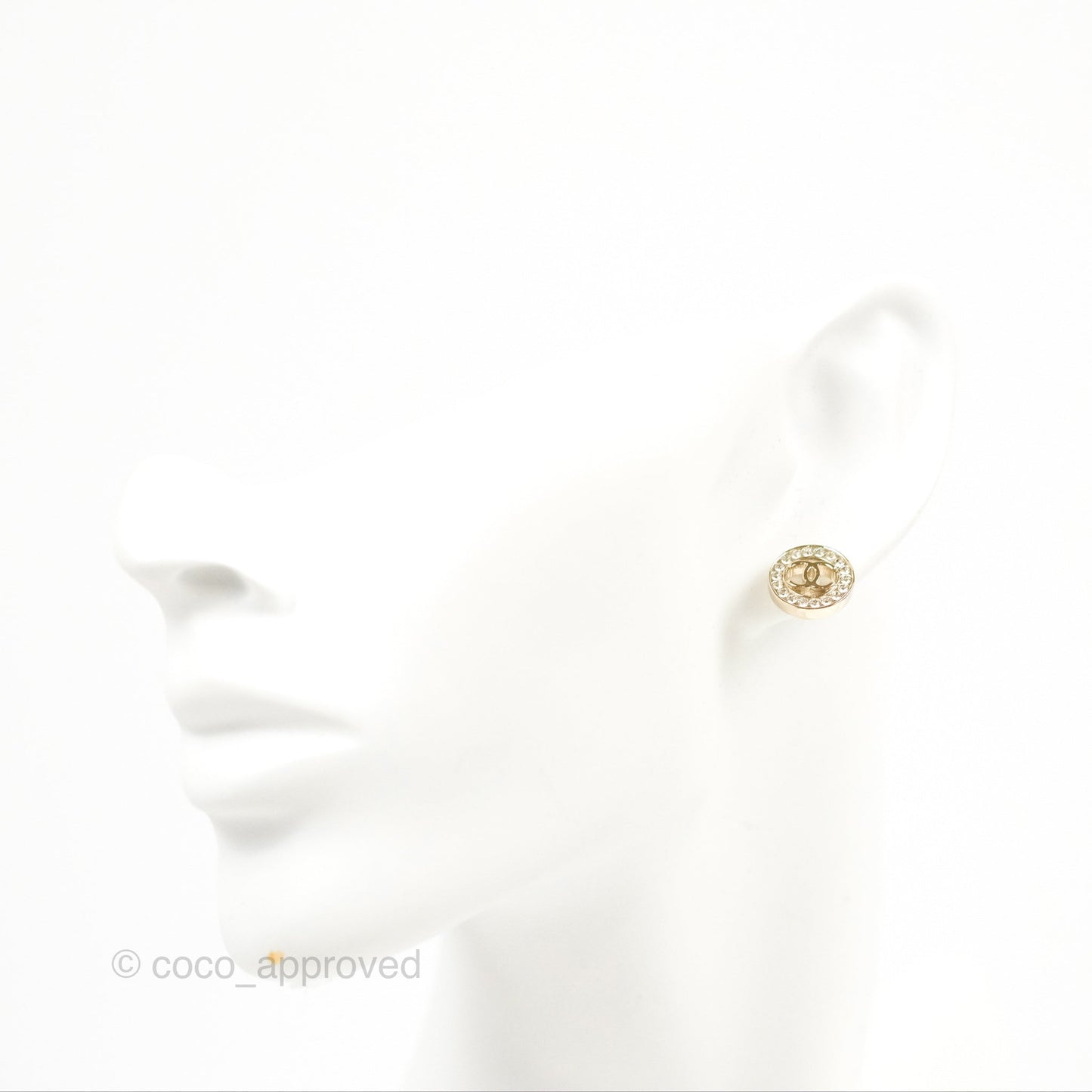 Chanel Crystal CC Round Earrings Gold Tone 20B