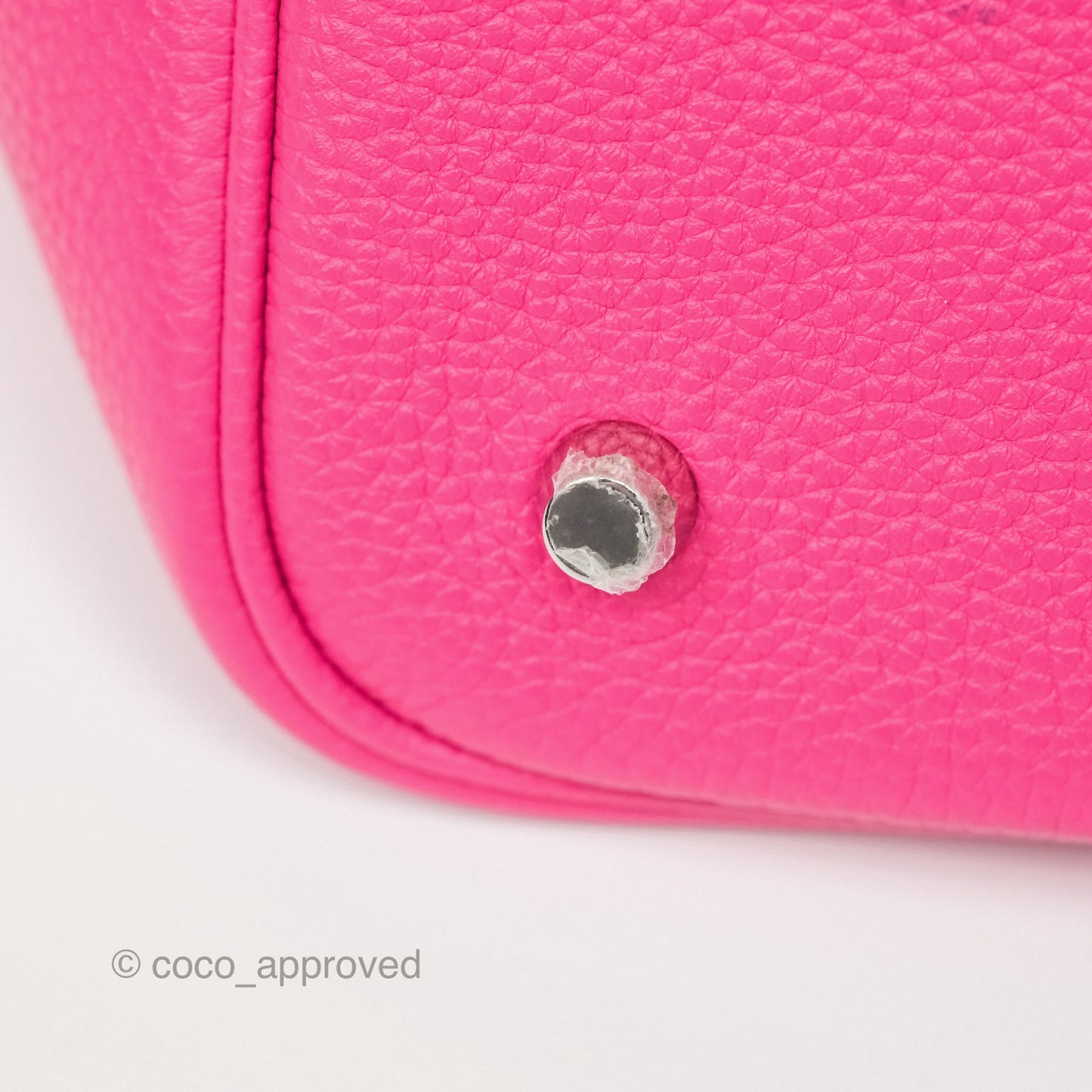 Hermès Picotin Lock 22 Rose Shocking 5R Taurillon Maurice Palladium Hardware