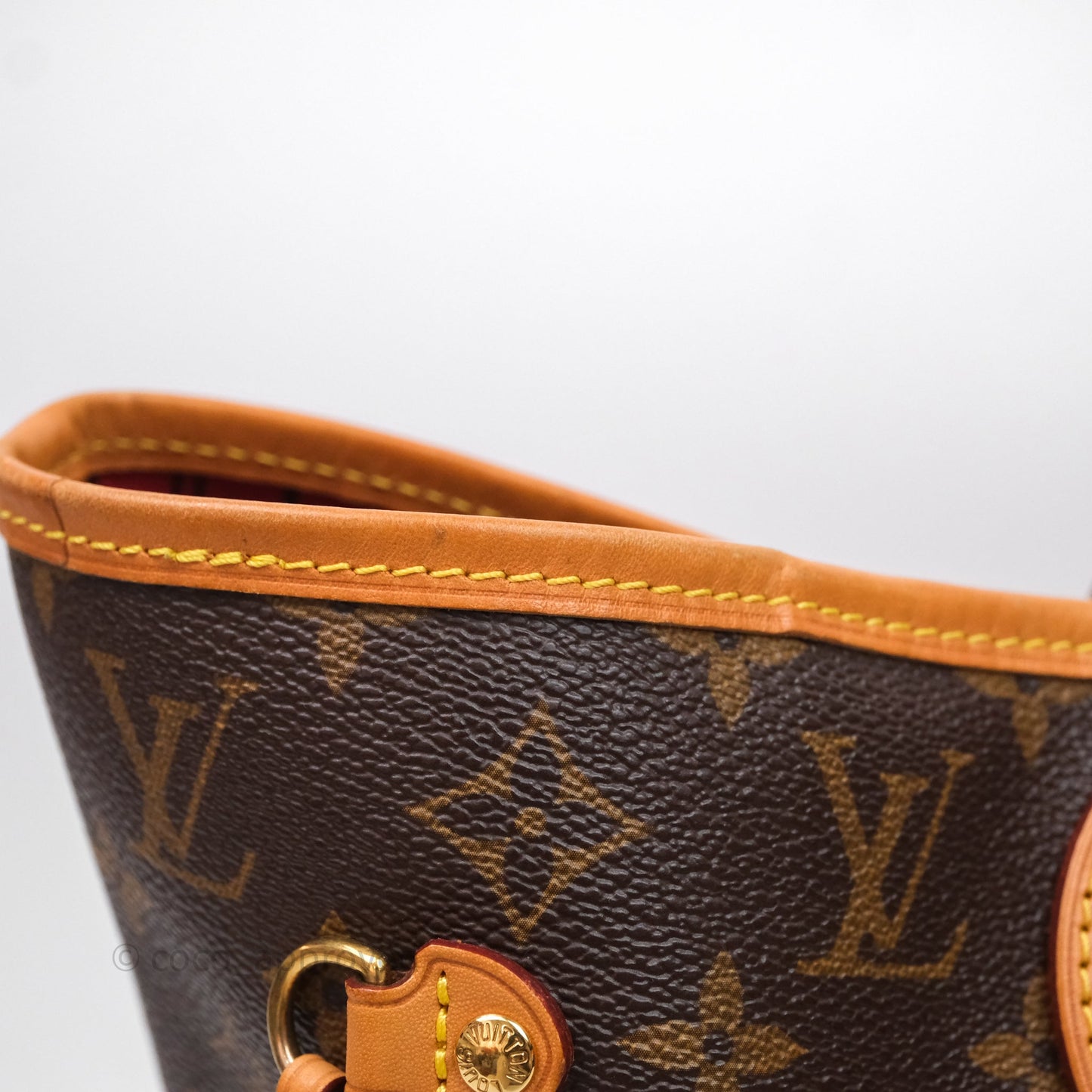 Louis Vuitton Neverfull MM Tote Bag Monogram Canvas