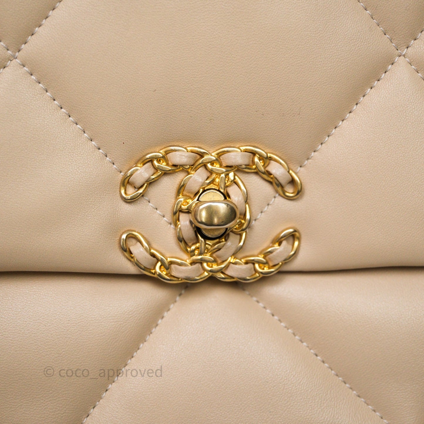 Chanel 19 Small Beige Lambskin Mixed Hardware