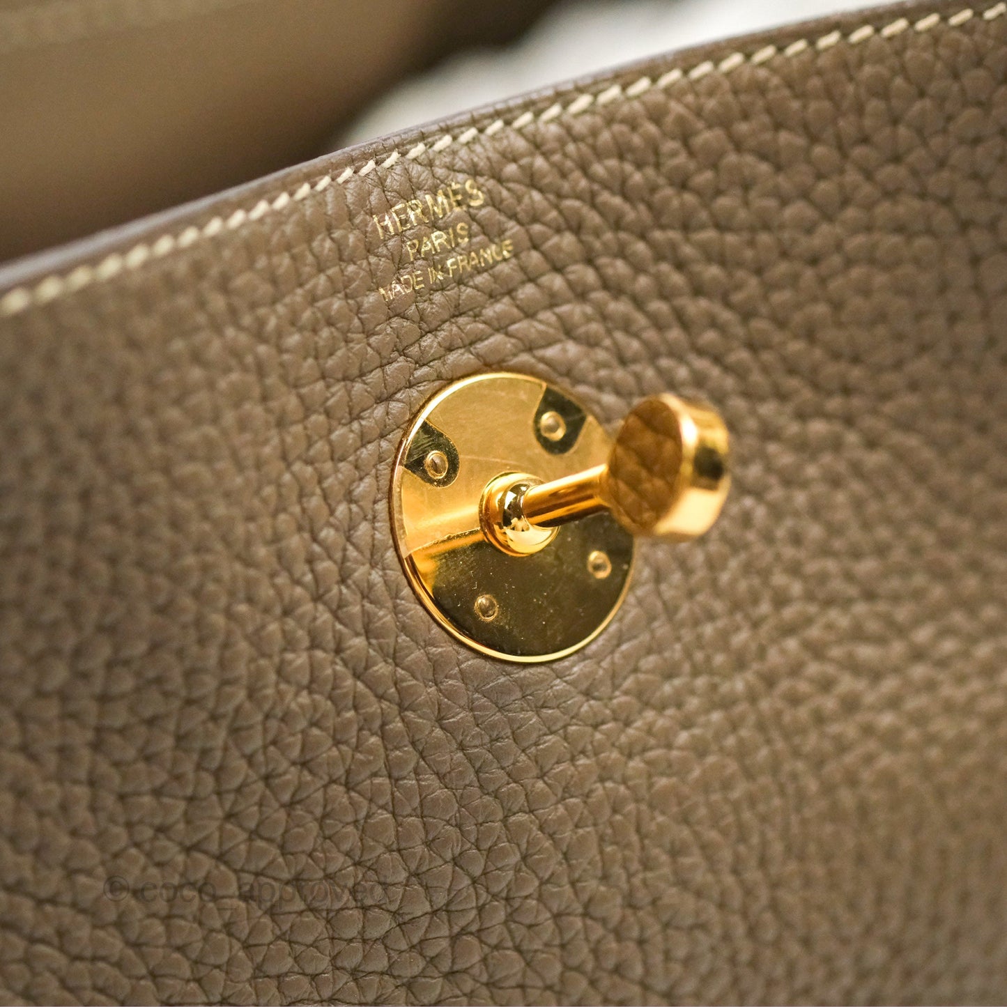 Hermès Lindy 26 Etoupe Clemence Gold Hardware