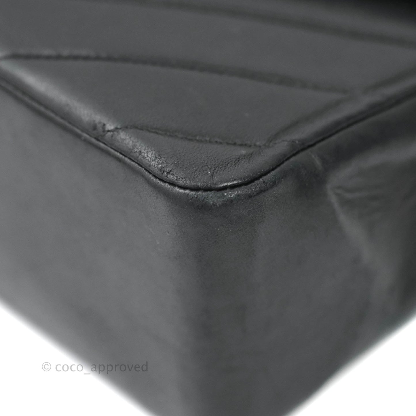Chanel Vintage Chevron Black Single Flap Lambskin 24K Gold Hardware