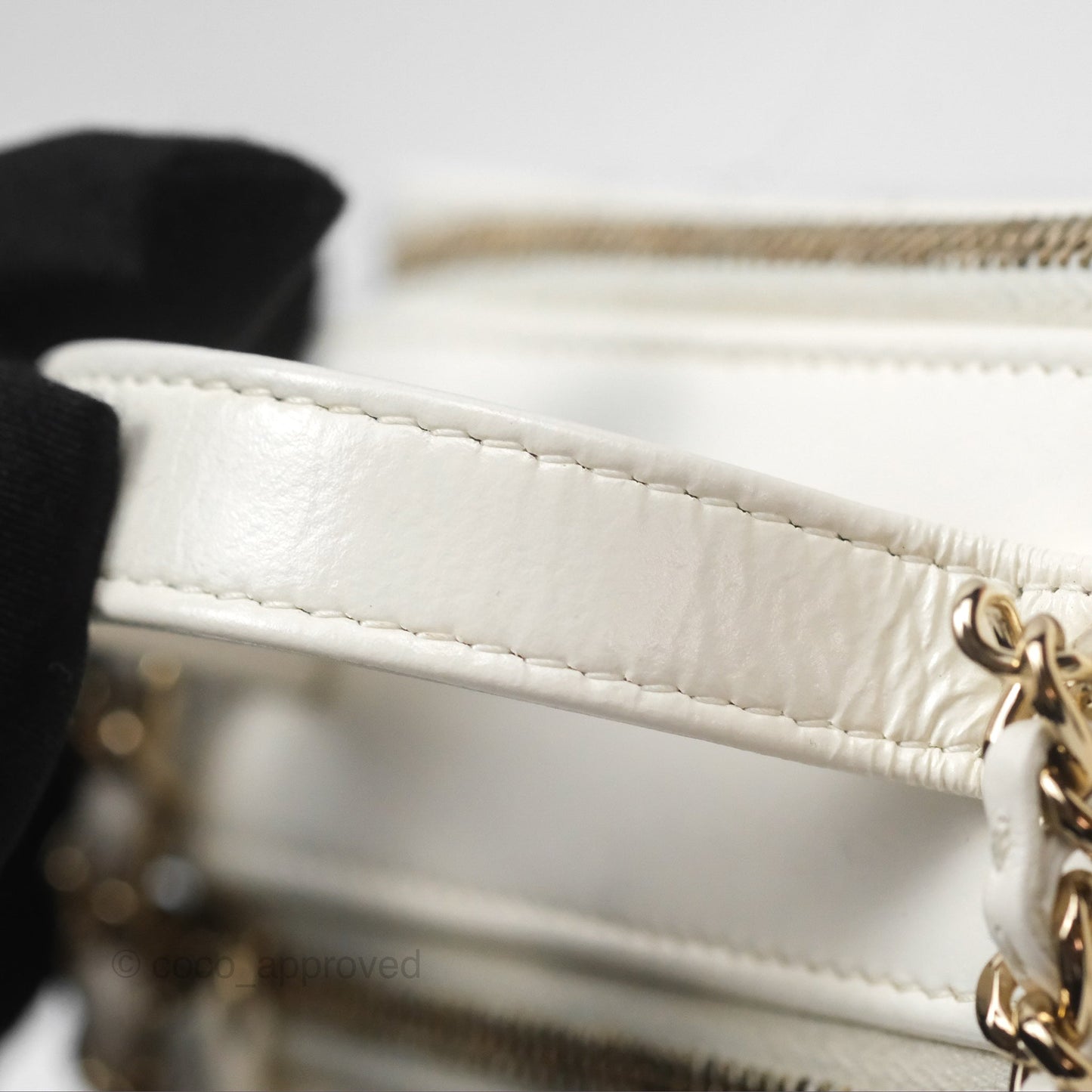 Chanel Top Handle Quilted Vanity Case White Shiny Lambskin Good Hardware