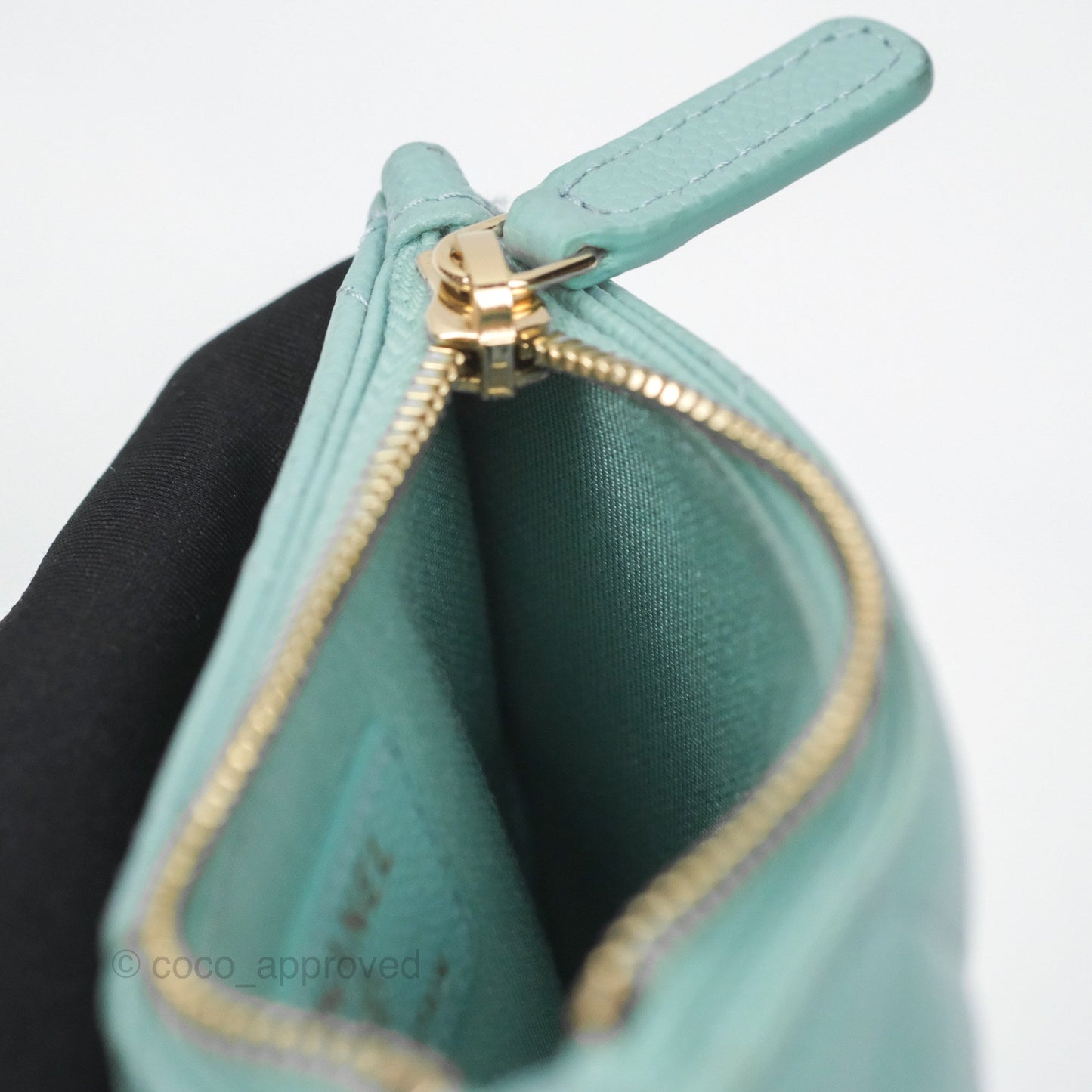 Chanel Quilted Zip Flap Card Holder Tiffany Blue Caviar Gold Hardware