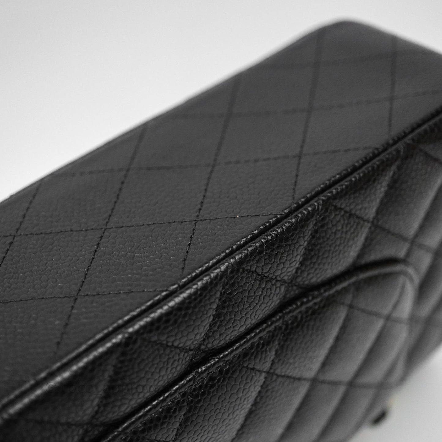 Chanel Classic M/L Medium Flap Quilted Black Caviar Gold Hardware