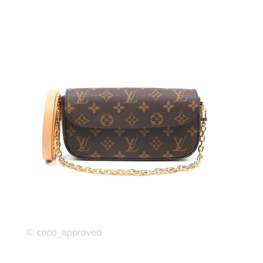 Louis Vuitton Ivy Wallet on Chain Monogram Canvas