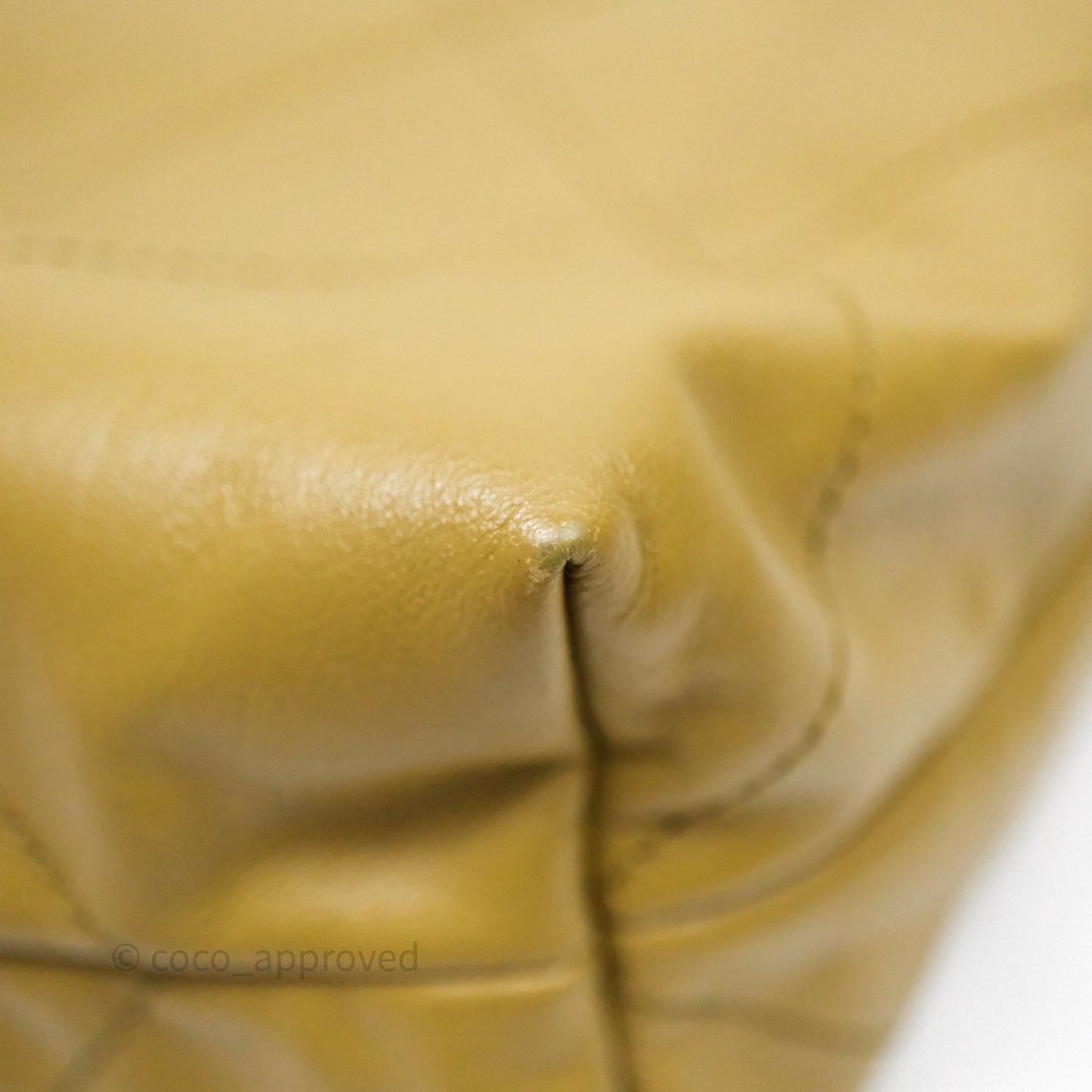 Chanel 22 Bag Medium Crumpled Olive Green Calfskin Aged Gold Hardware