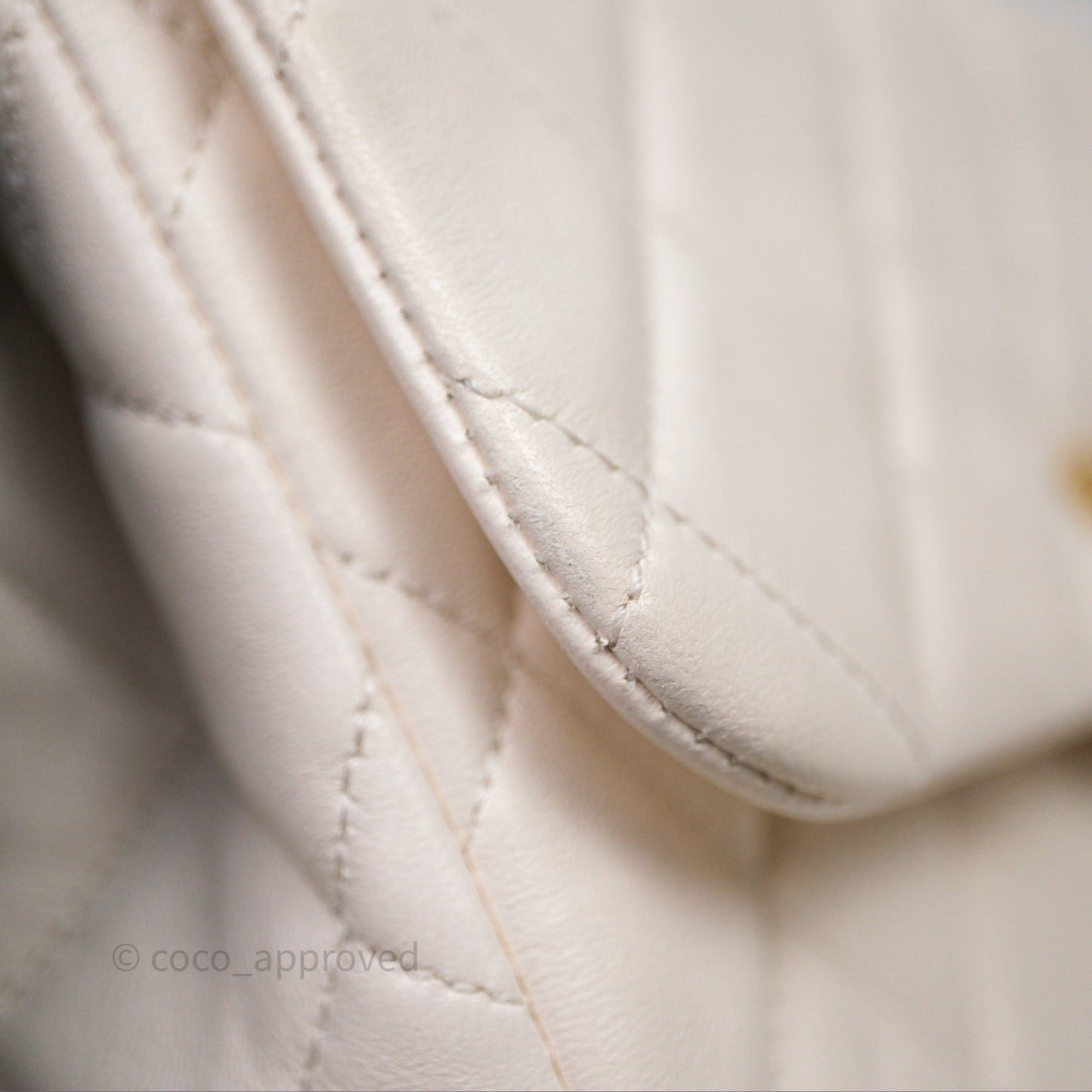 Chanel Flap Bag with Pearl Chain Ivory White Aged Gold Hardware 25P