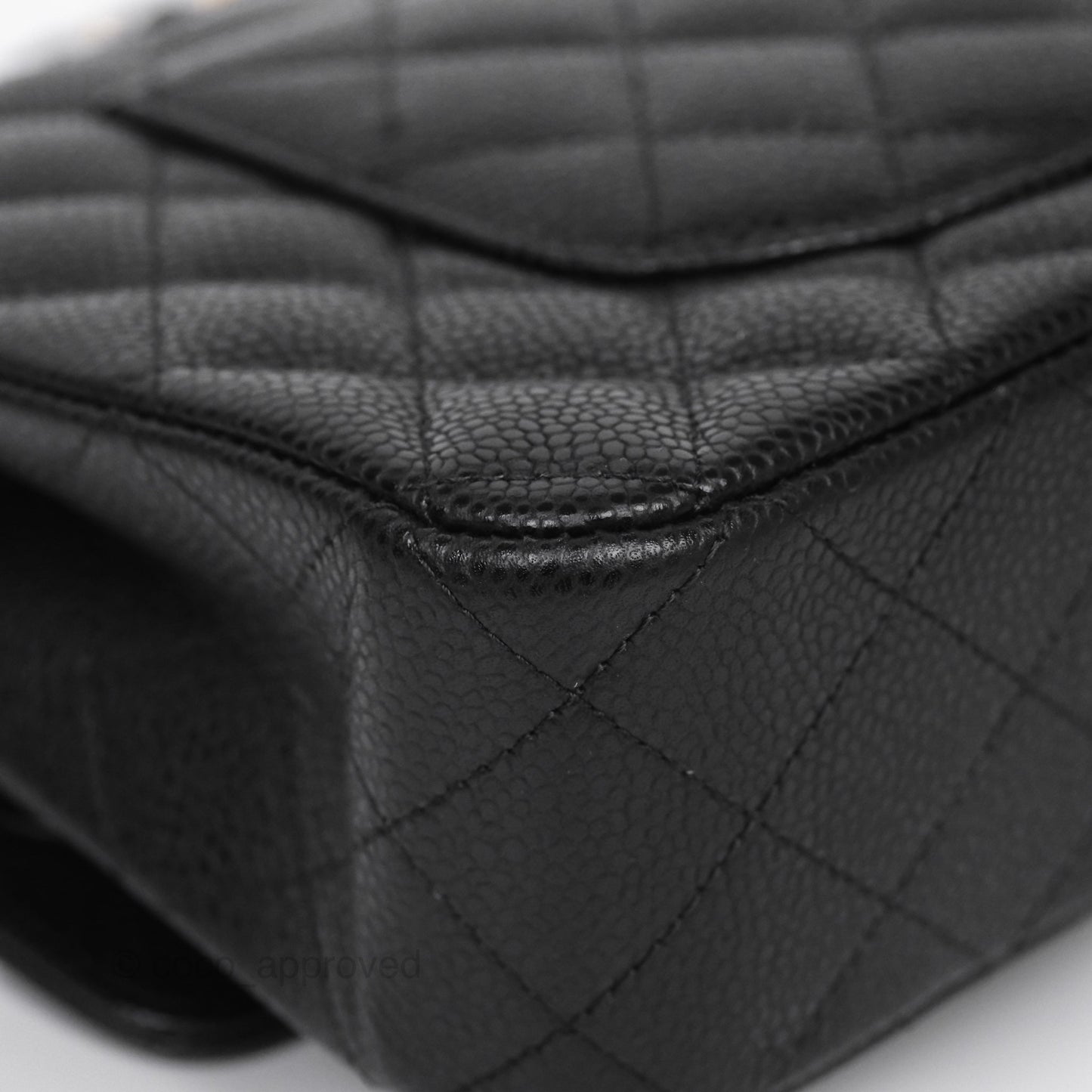 Chanel Classic M/L Medium Flap Quilted Black Caviar Gold Hardware