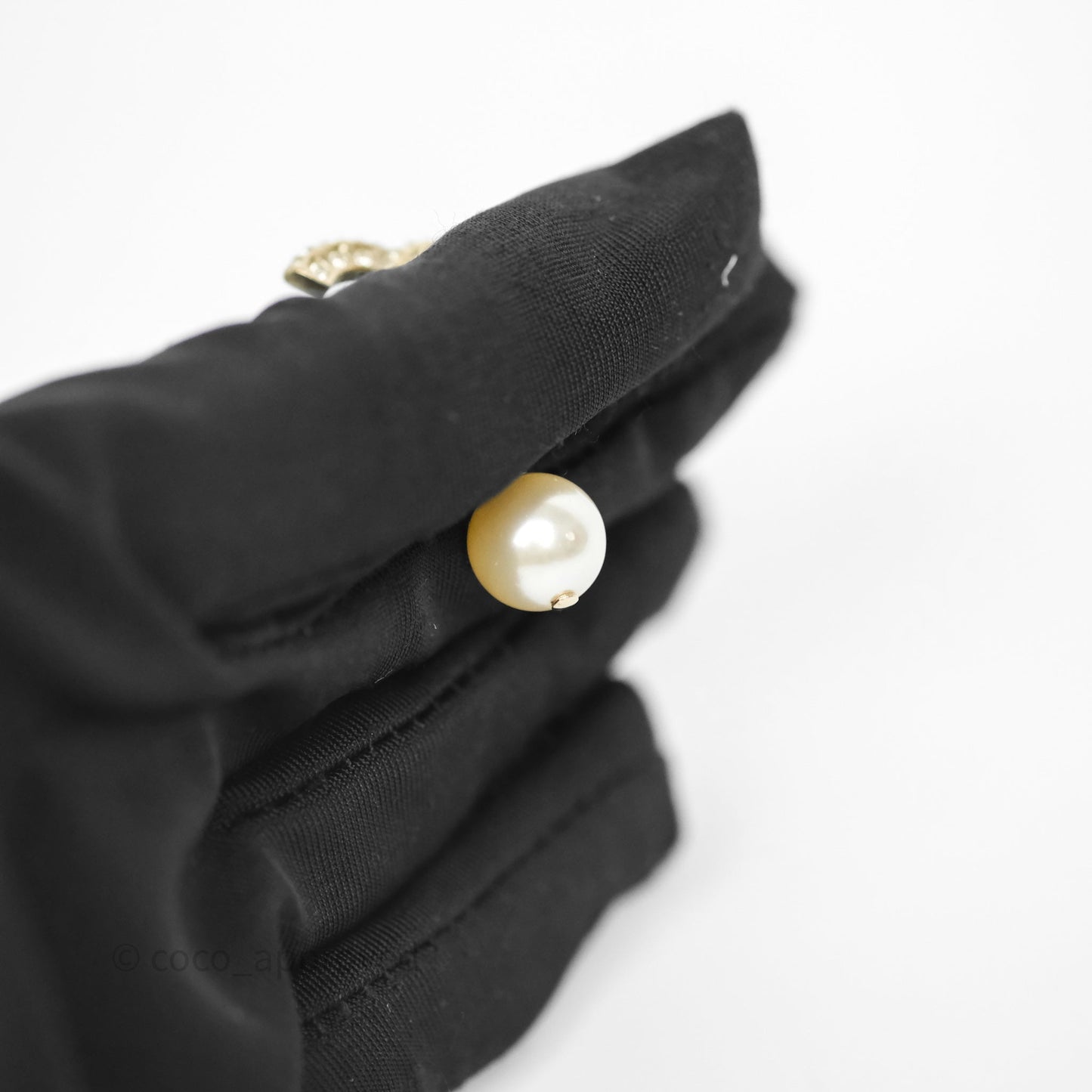 Chanel Crystal CC Pearl Drop Earrings Gold Tone 19V