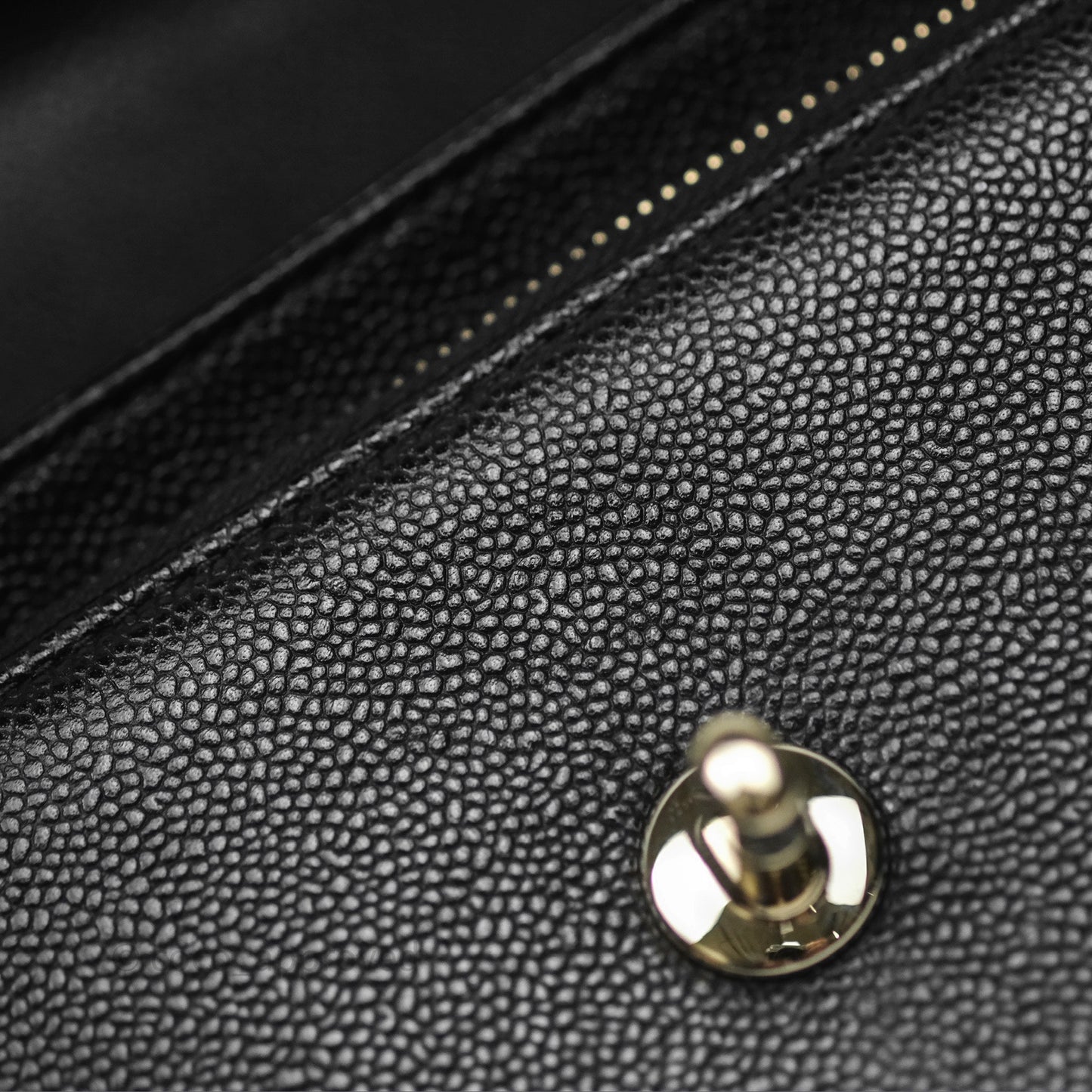 Chanel Quilted Small Business Affinity Flap Black Caviar Gold Hardware