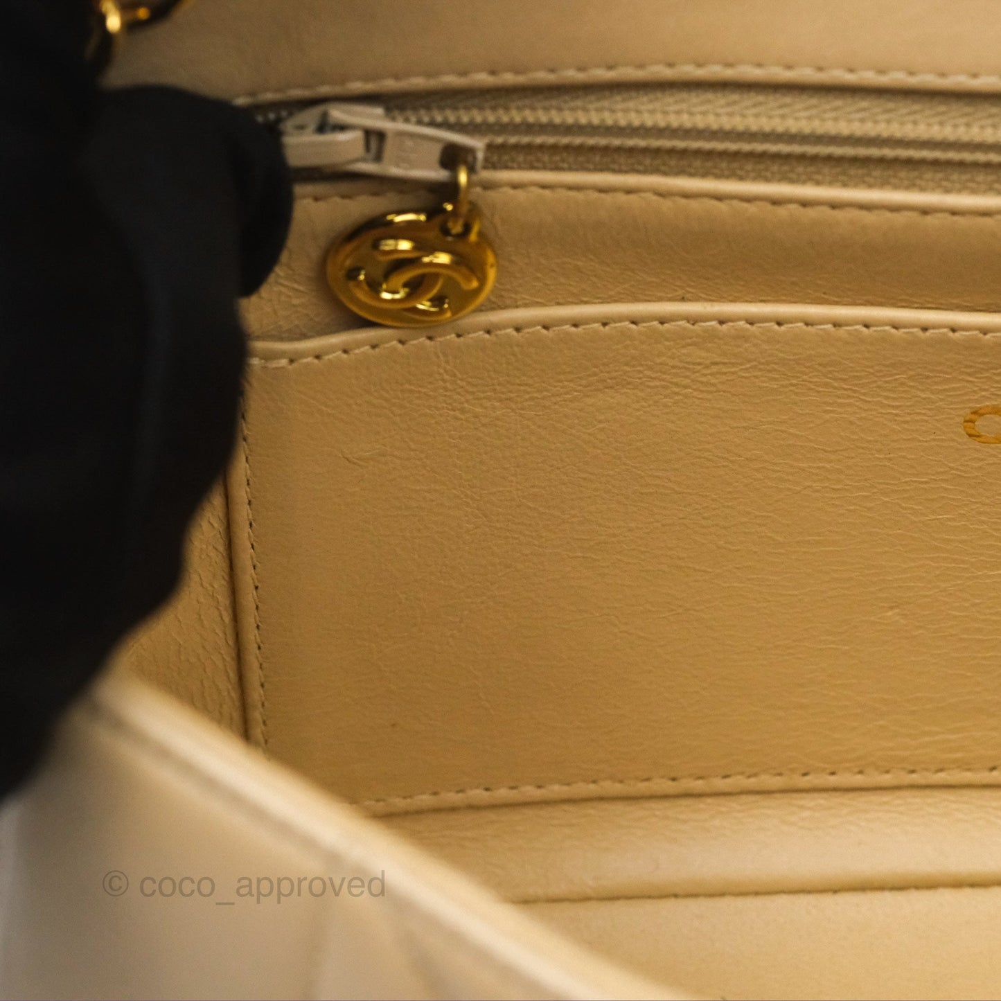 Chanel Vintage Small Quilted Classic Diana Flap Bag Beige Lambskin 24K Gold Hardware