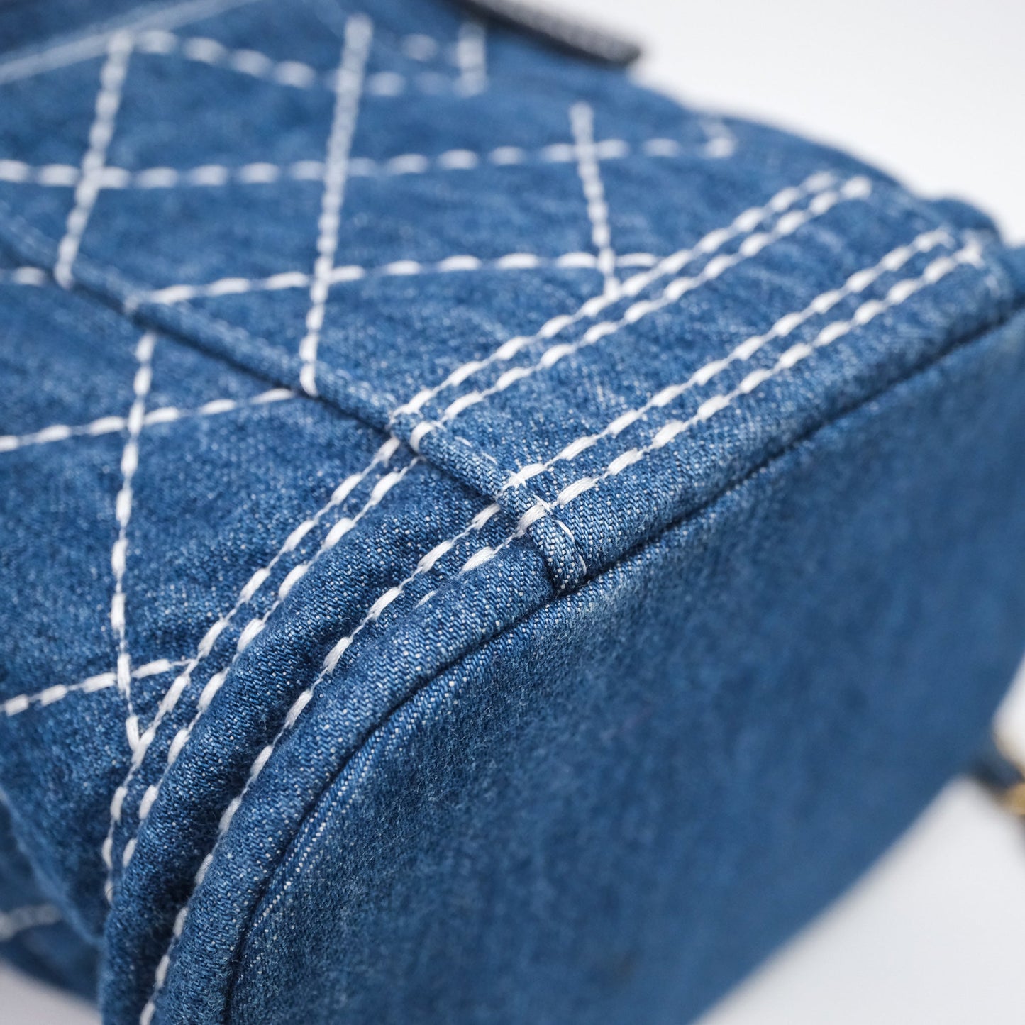 Chanel Quilted Trip Vanity Denim Aged Gold Hardware 20C