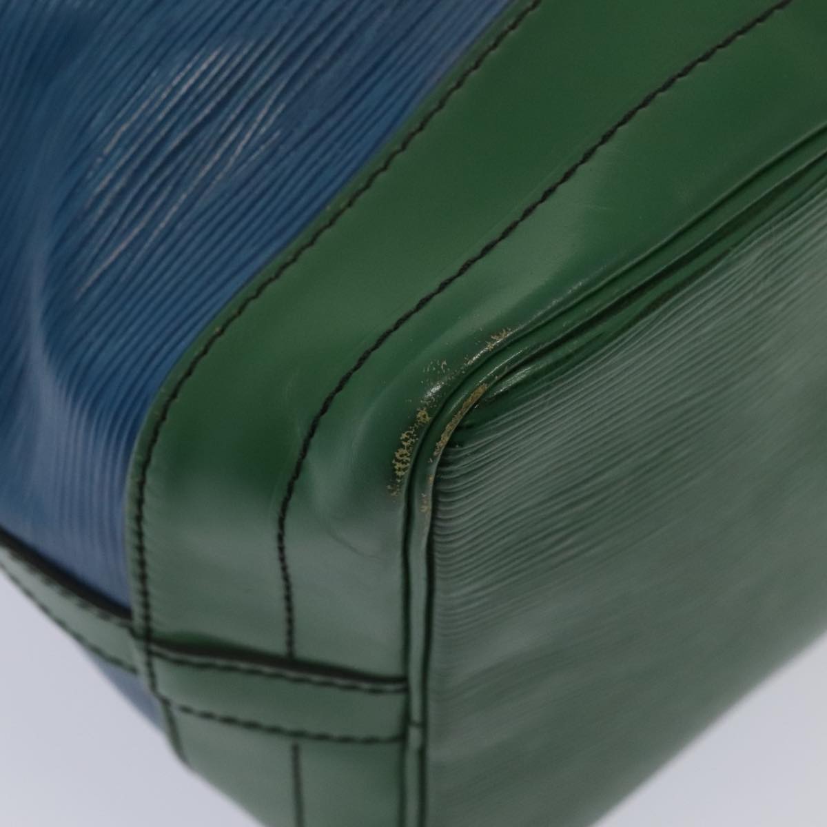 LOUIS VUITTON Epi Noe Shoulder Bag Bicolor color Green Blue M44044 LV 88338