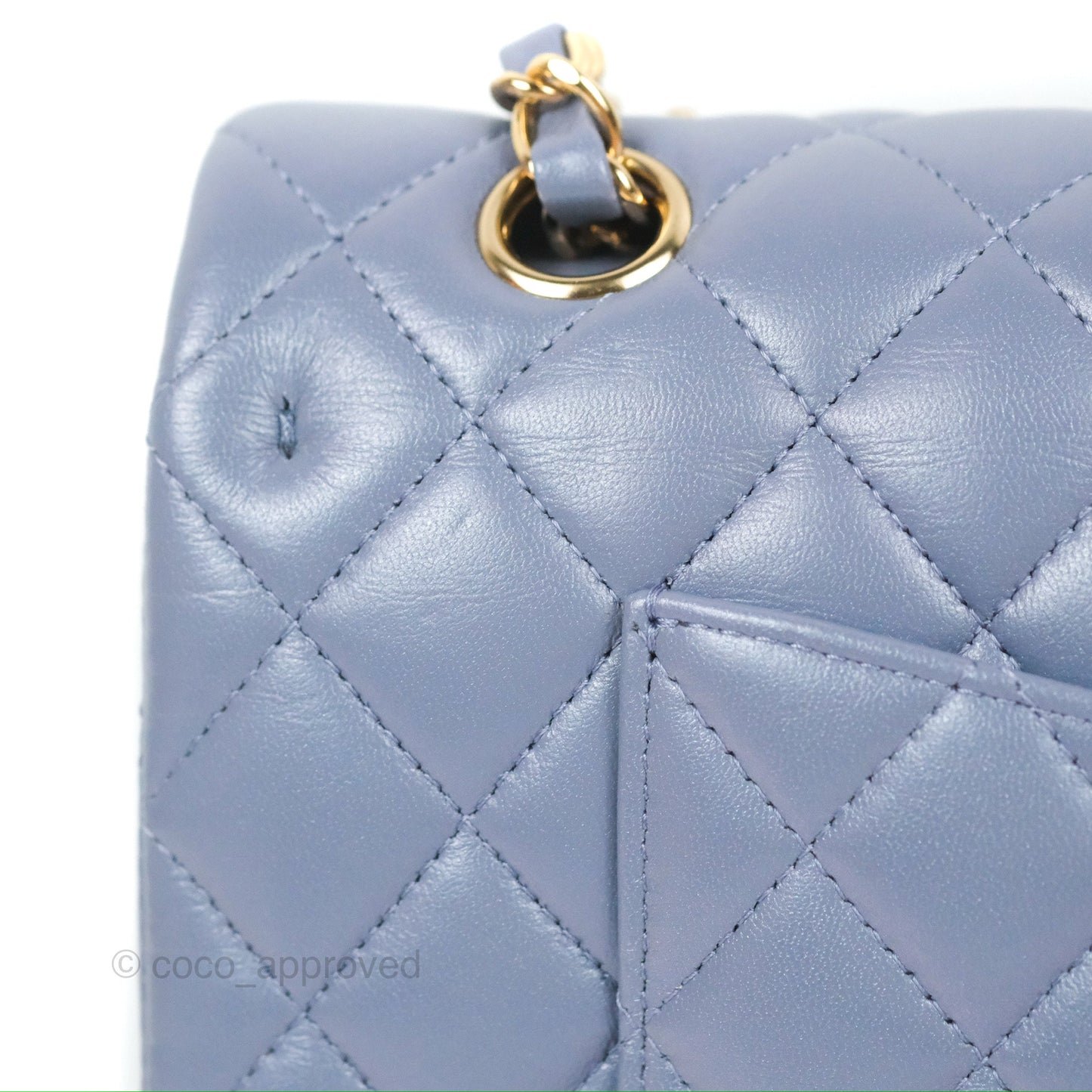 Chanel Classic M/L Medium Flap Quilted Iridescent Purple Lambskin Gold Hardware