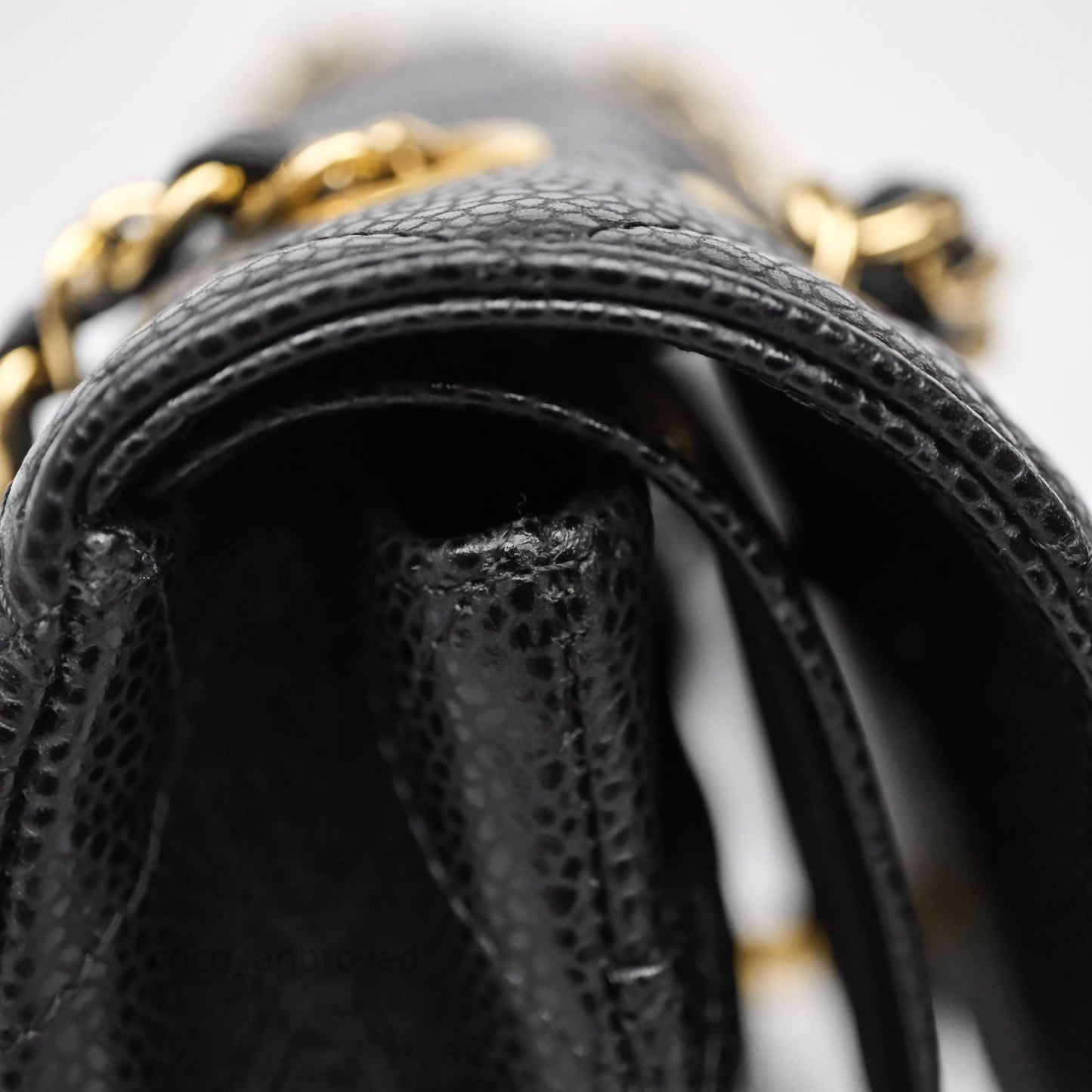 Chanel Classic M/L Medium Flap Quilted Black Caviar Gold Hardware