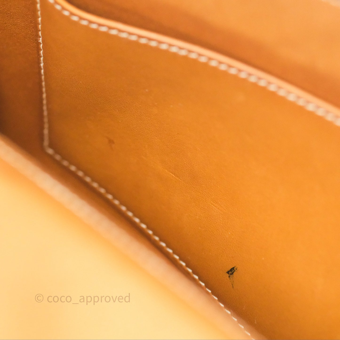 Hermès Vintage Lydie Gold Bag Gold Hardware