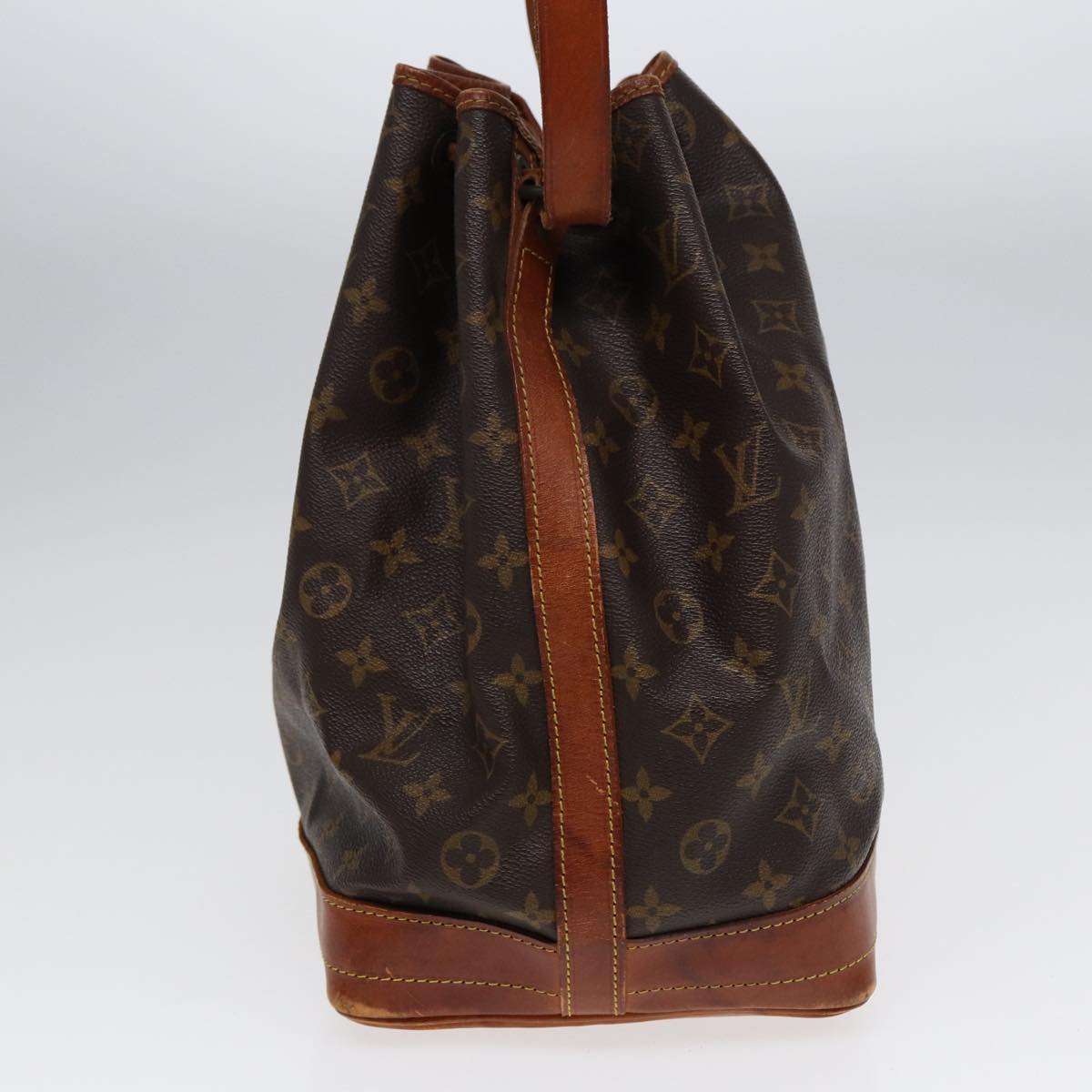 LOUIS VUITTON Monogram Noe Shoulder Bag M42224 LV 88652