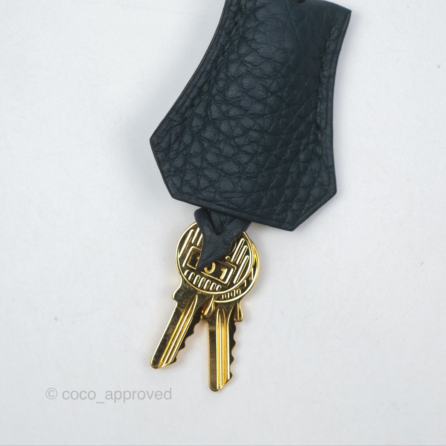 Hermès Kelly 28 Retourne Dark Green Clemence Gold Hardware