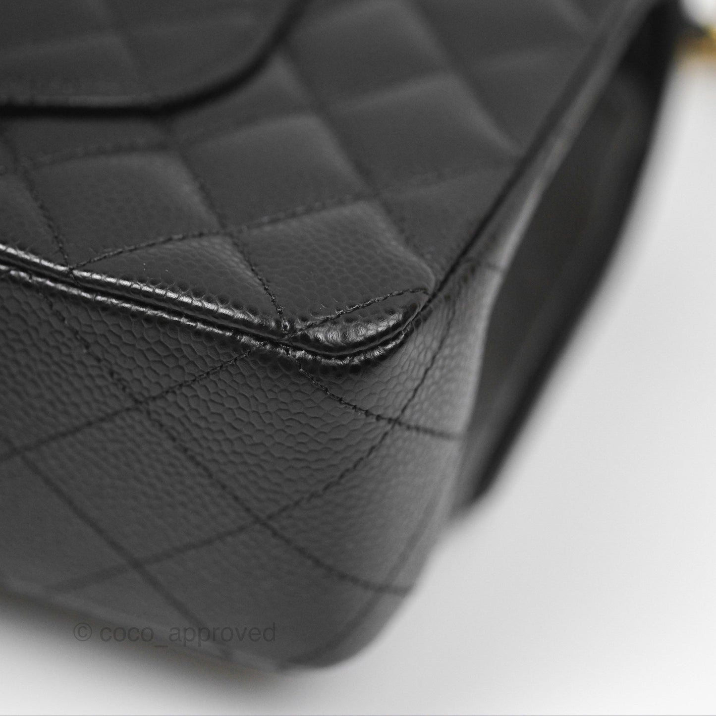 Chanel Classic M/L Medium Flap Quilted Black Caviar Gold Hardware