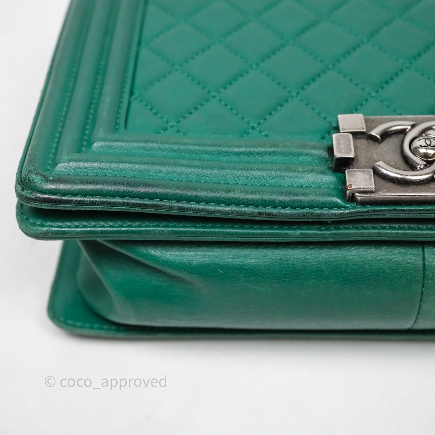Chanel Medium Boy Quilted Green Lambskin Ruthenium Hardware