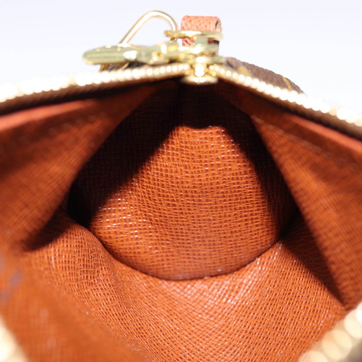 LOUIS VUITTON Monogram Papillon Pouch LV 88901
